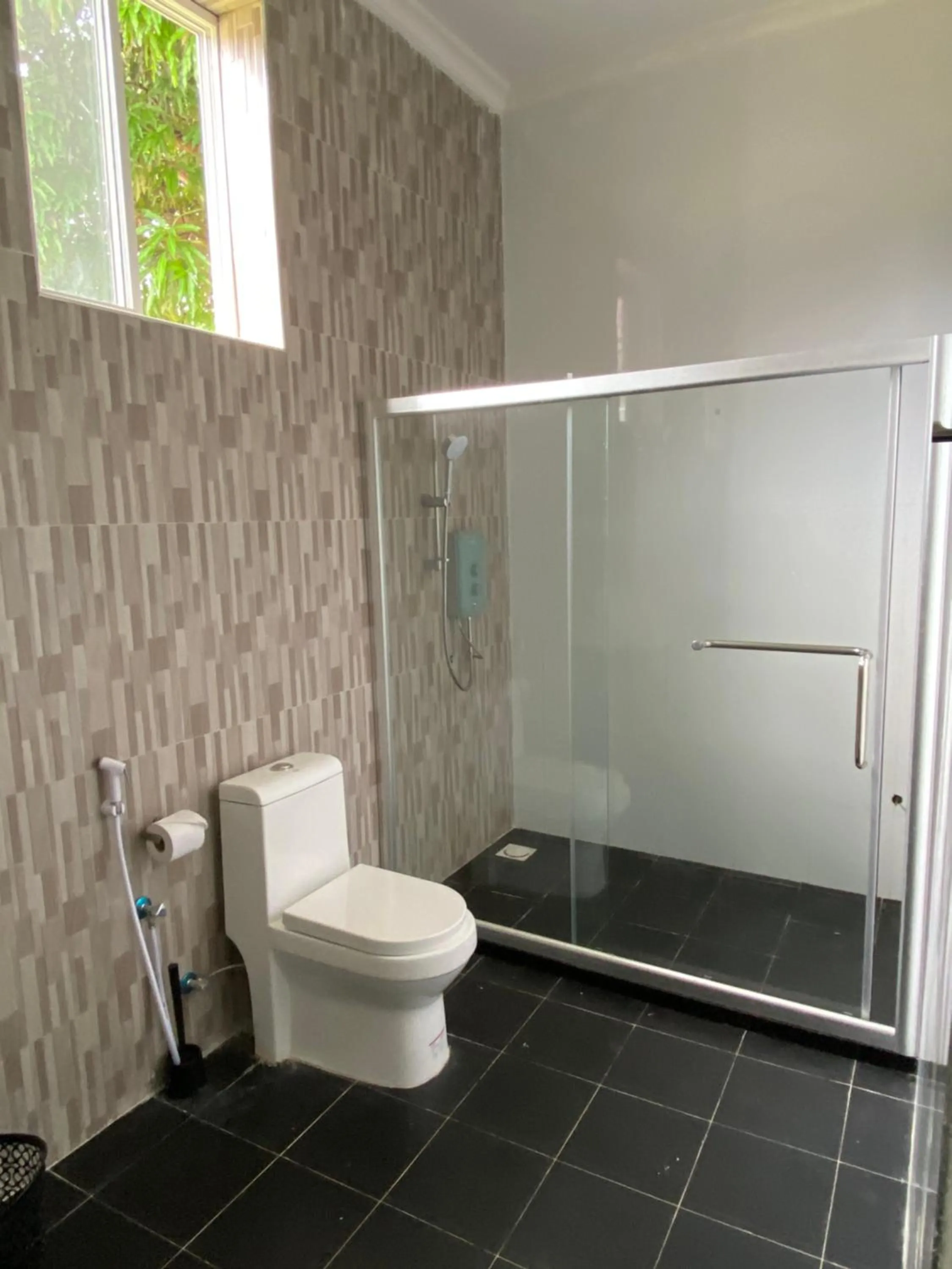 Bathroom in Calamari Beach Resort