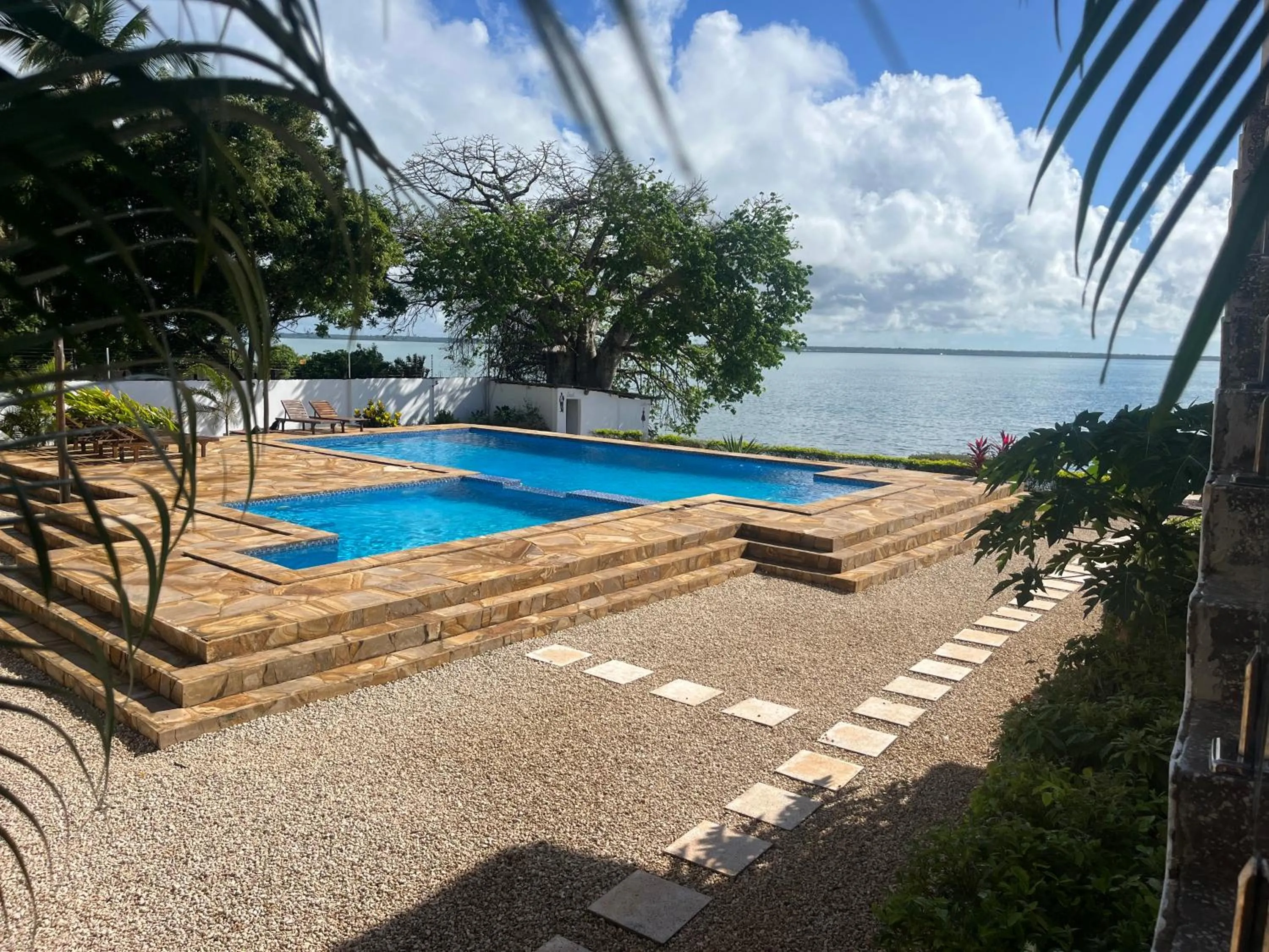 Calamari Beach Resort