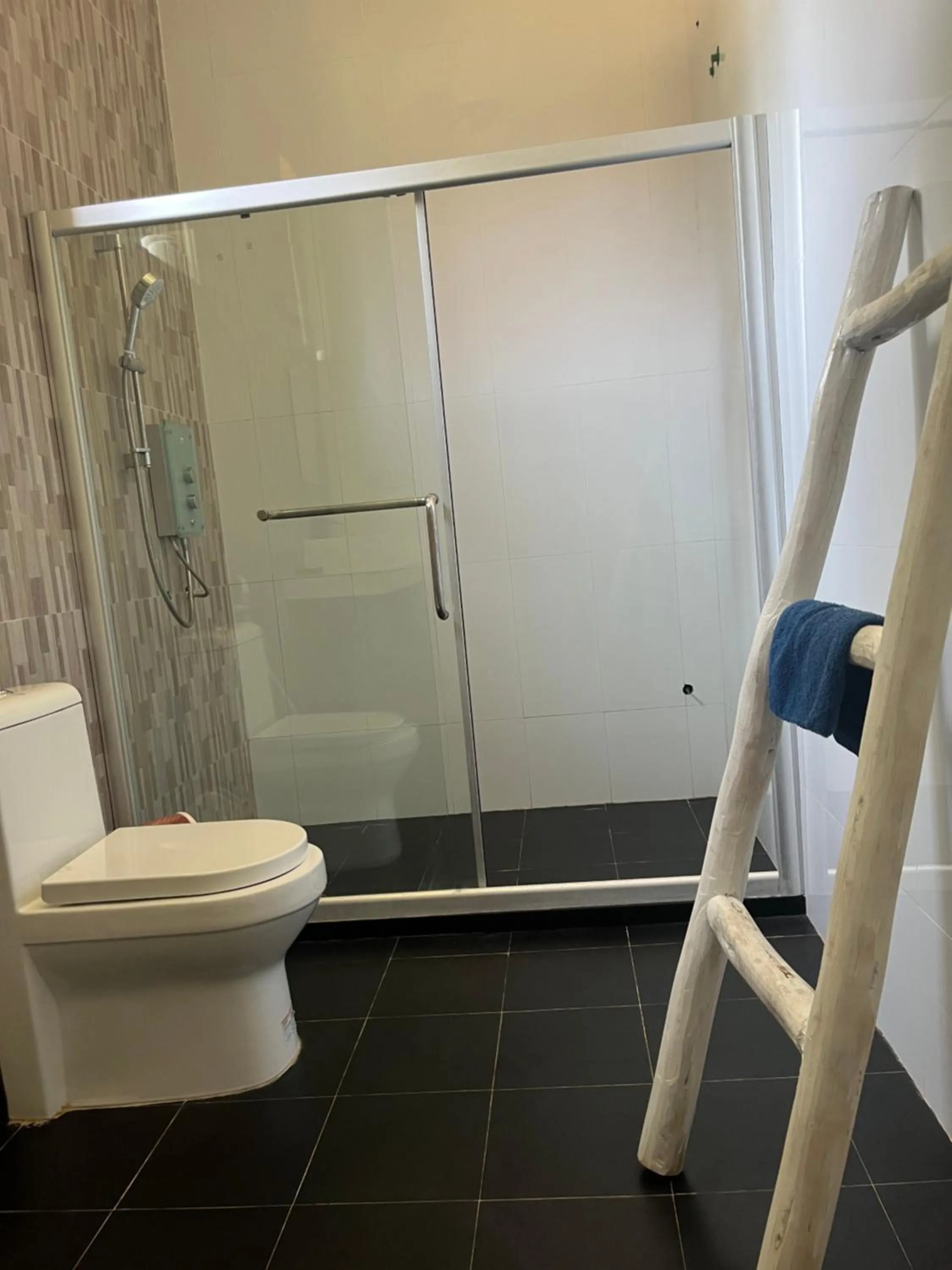 Calamari Beach Resort