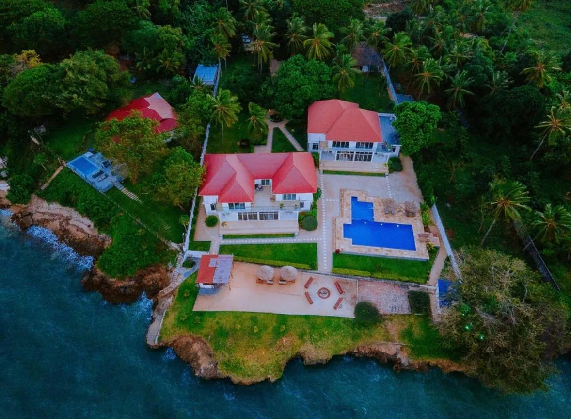 Calamari Beach Resort