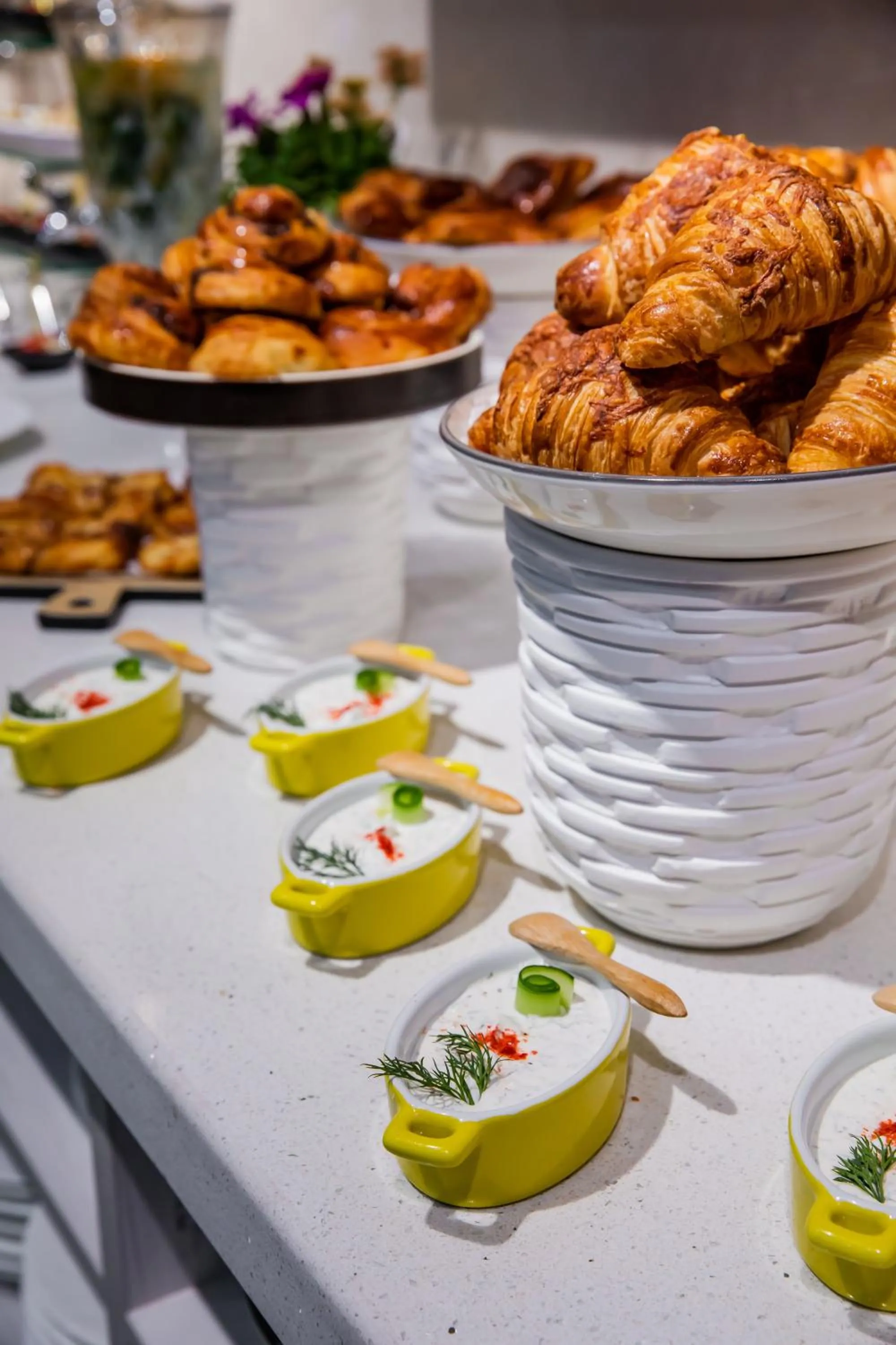 Food and drinks in Art Deluxe Hotel