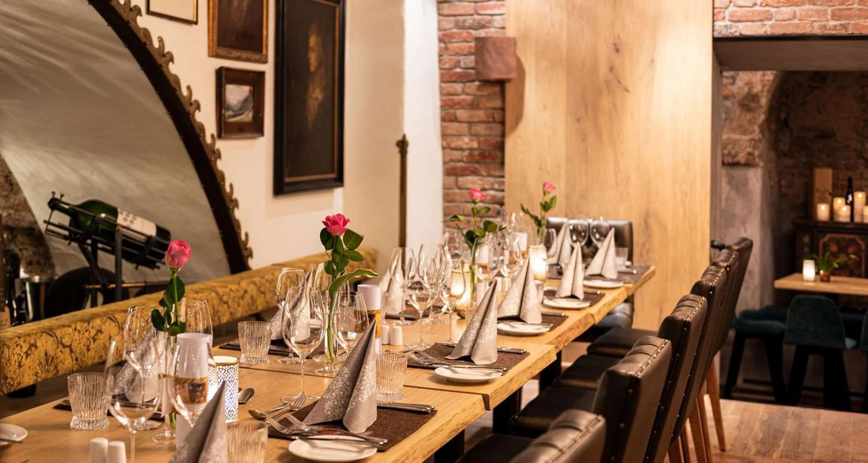 Restaurant/places to eat in Hotel Goldener Adler, BW Signature Collection