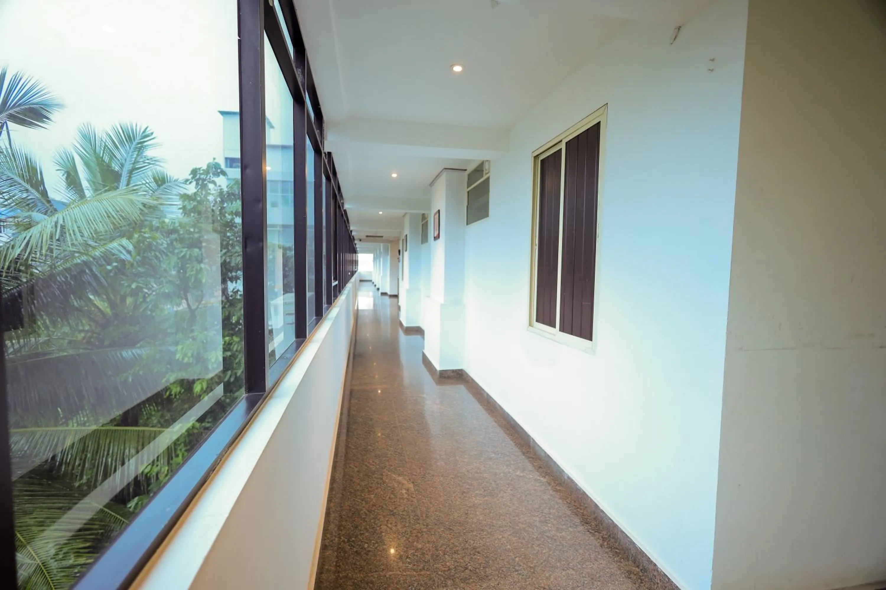 Lobby or reception in Adyar Plaza Inn by RAK Rooms, Mangaluru