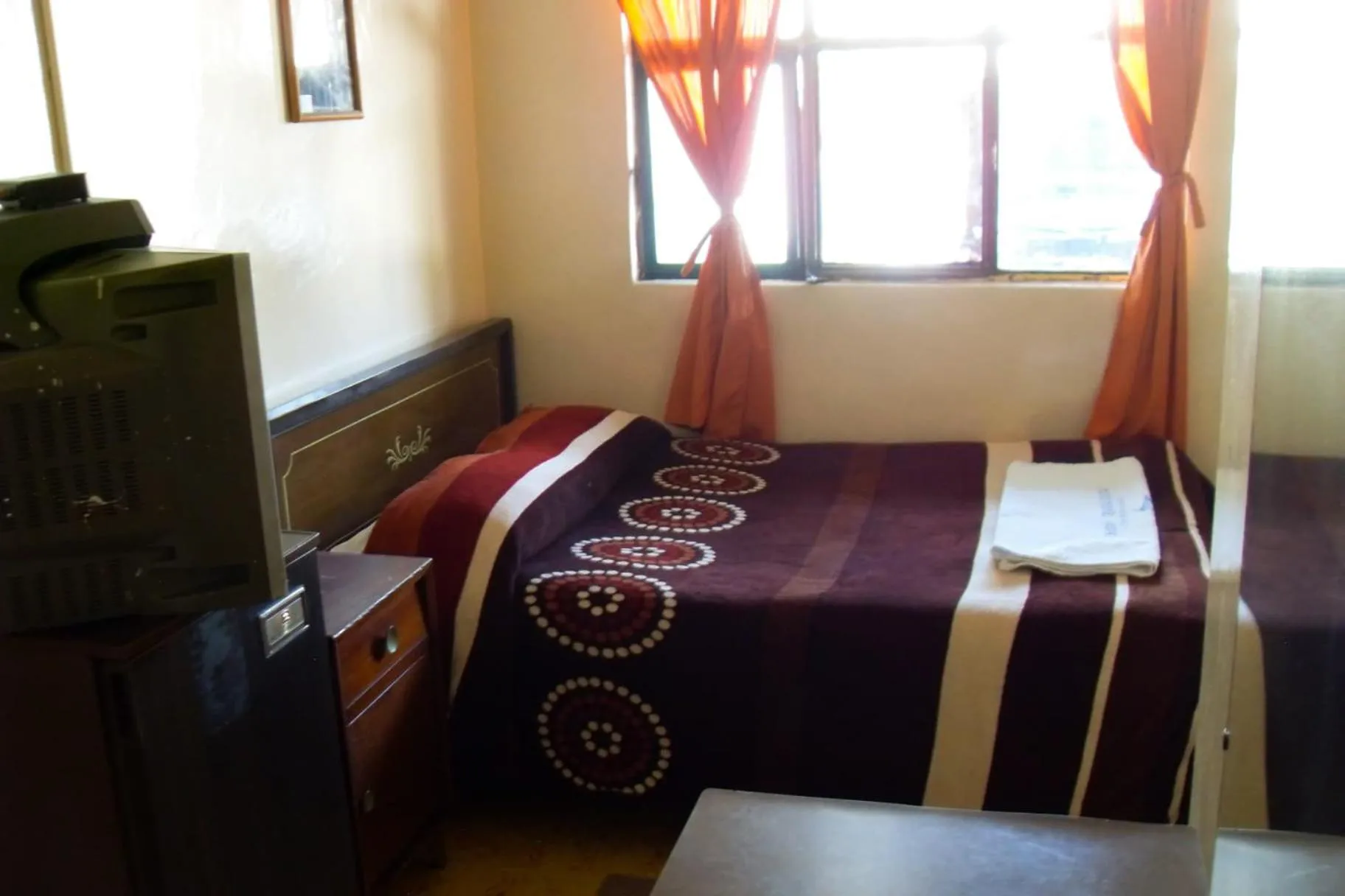 Bed in Hotel Zaragoza