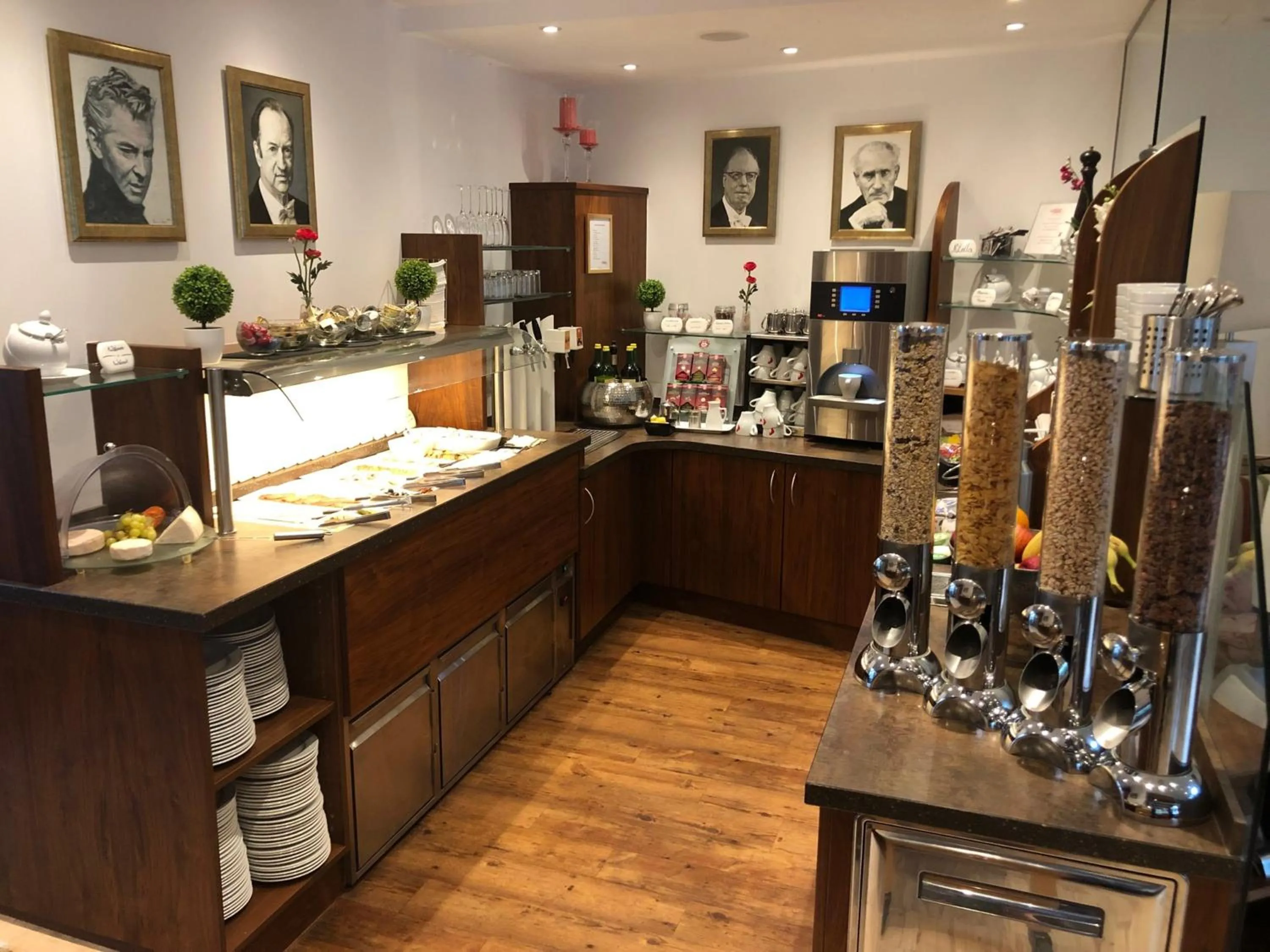 Buffet breakfast in Austria Classic Hotel Hölle