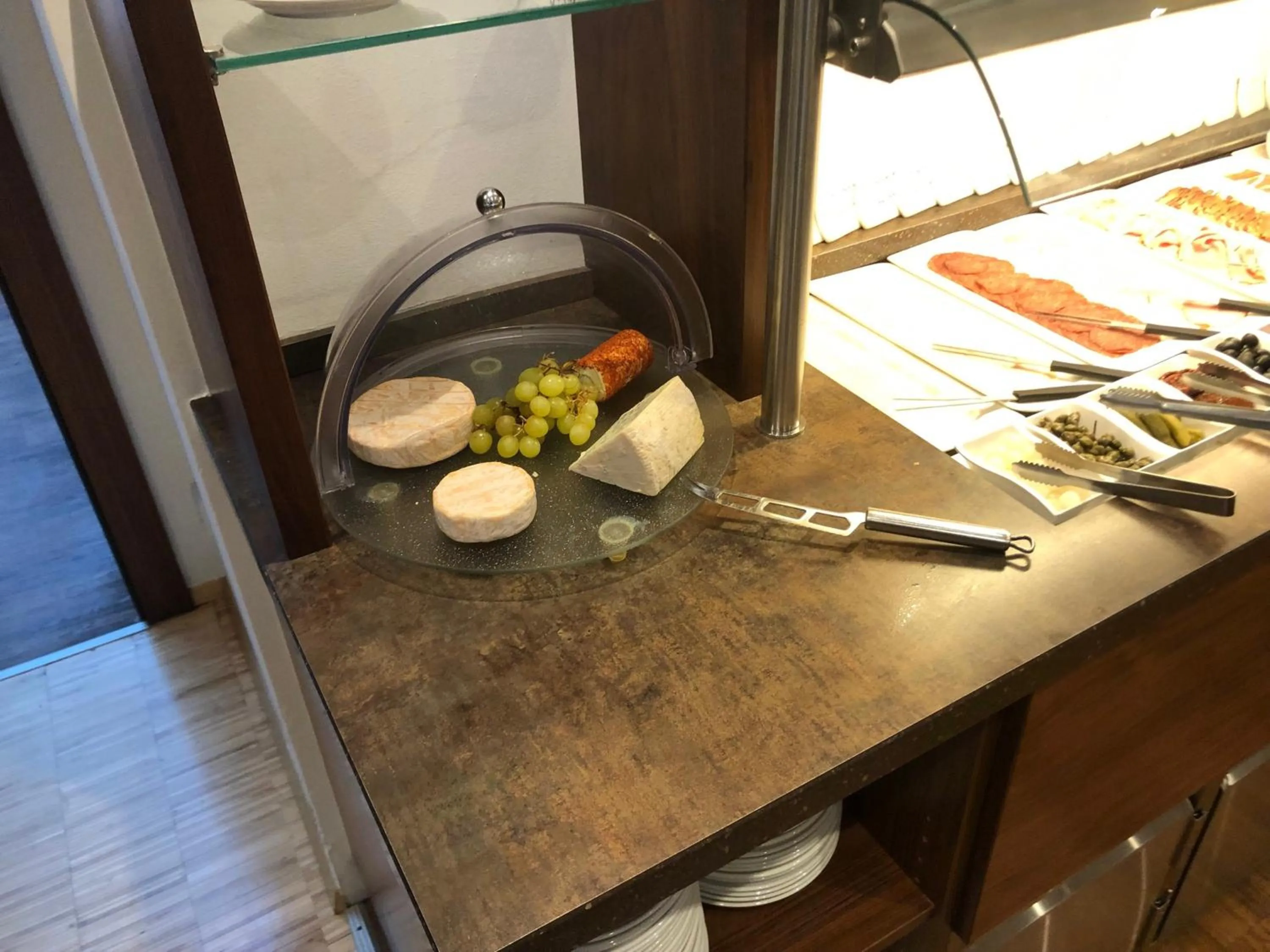 Buffet breakfast in Austria Classic Hotel Hölle