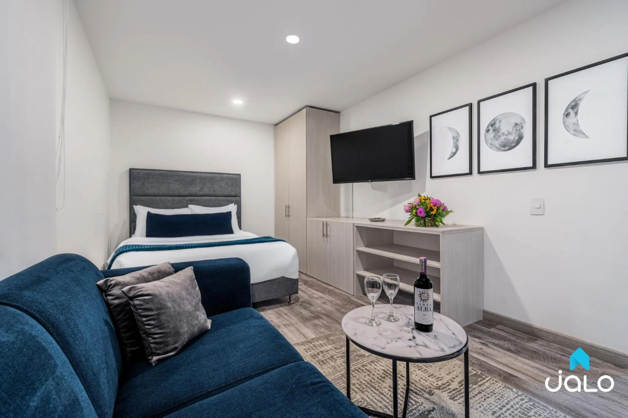 TV and multimedia, Bed in Torre Acqua Lofts - Downtown Bogota By Jalo