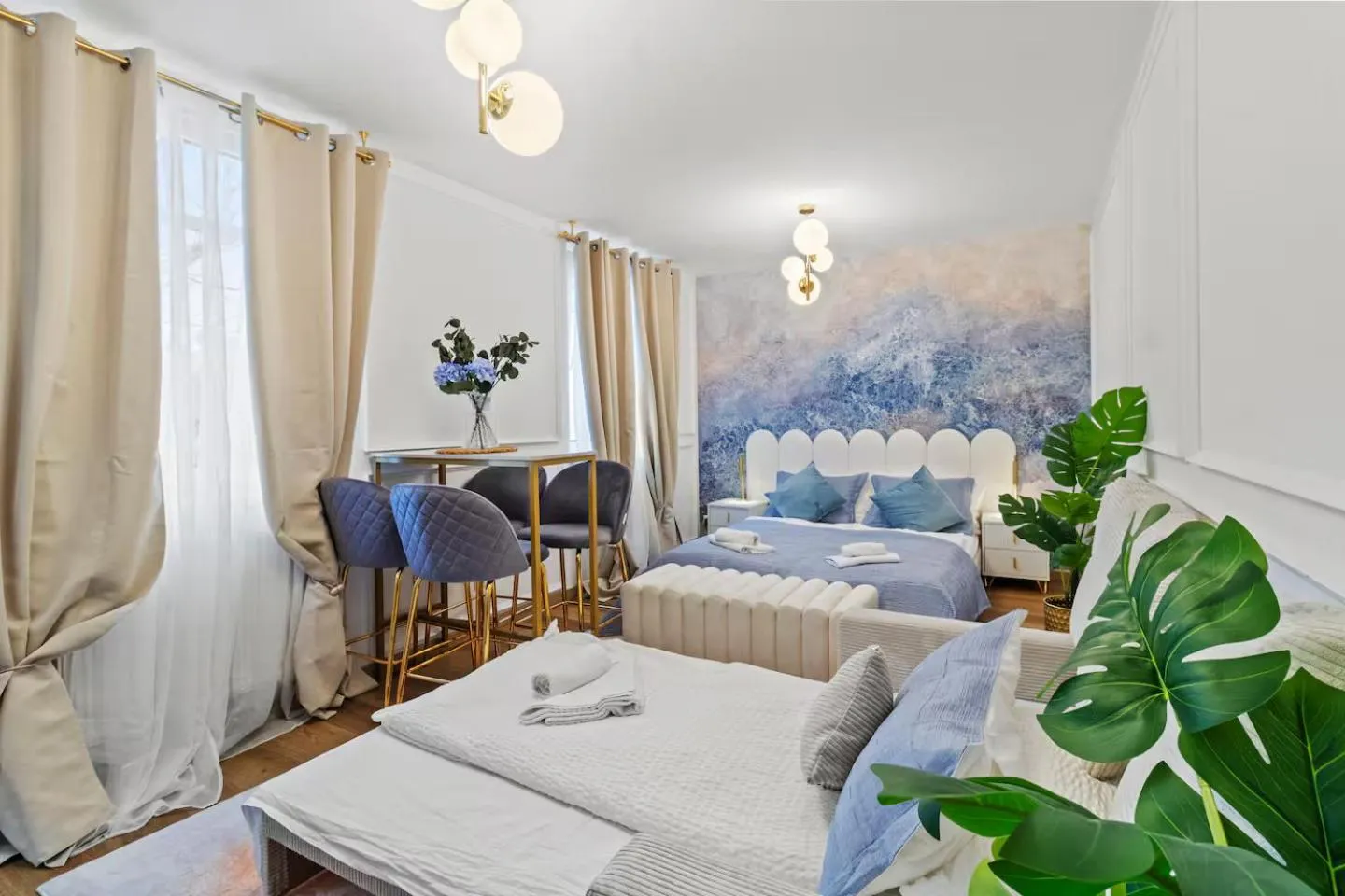 Bed in Art Hotel Vienna