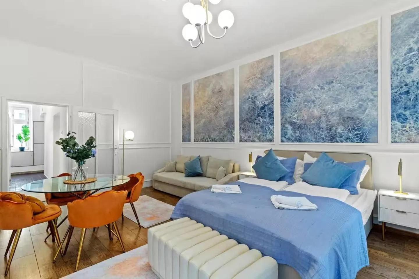 Bed in Art Hotel Vienna