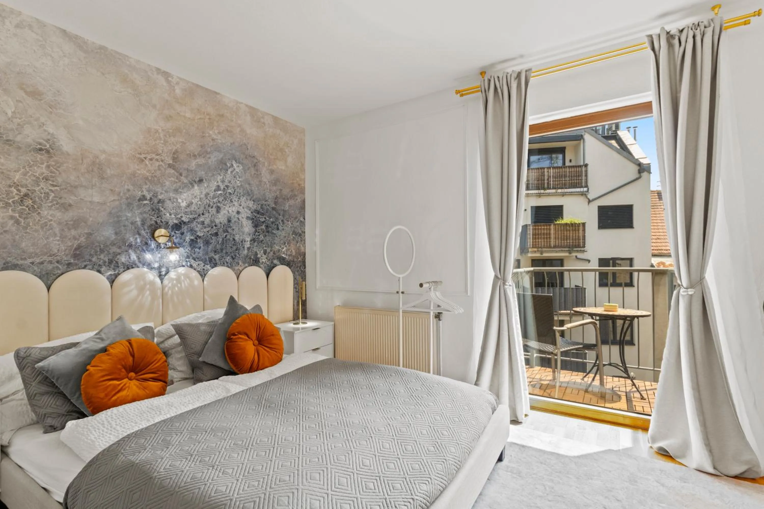 Bed in Art Hotel Vienna