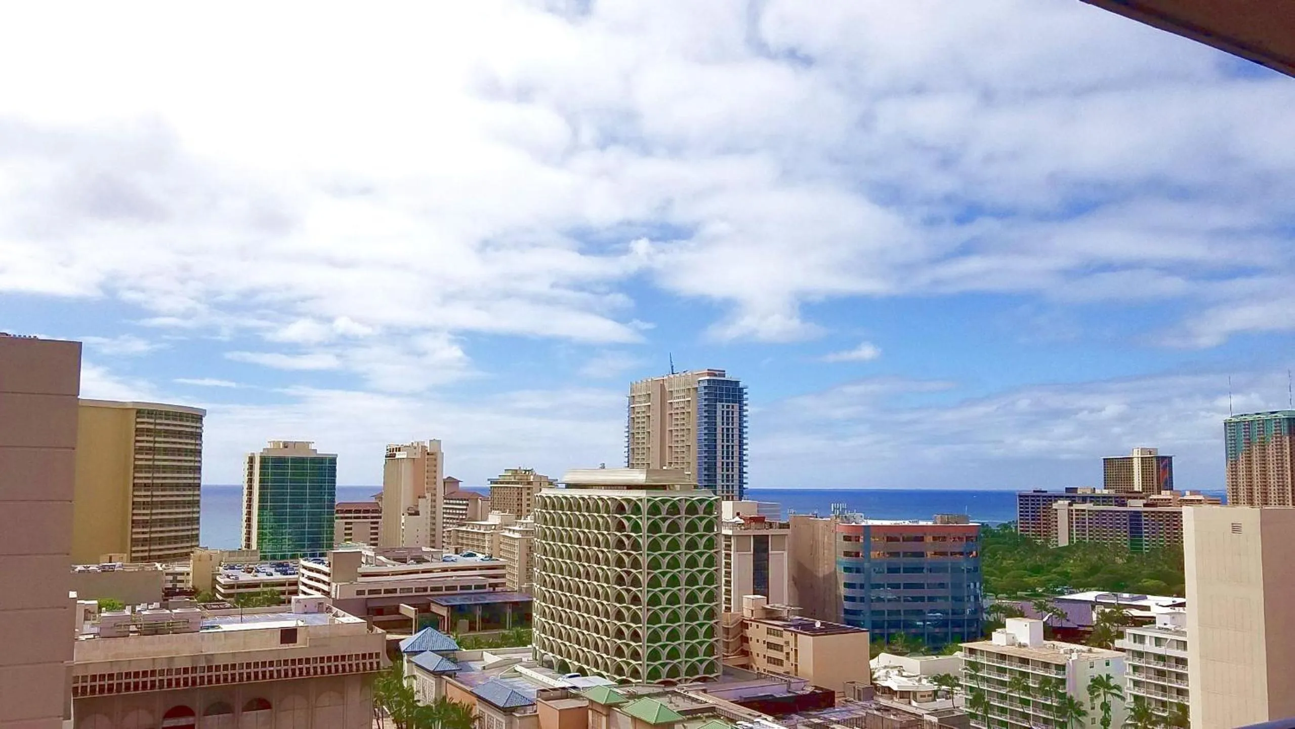Waikiki Kuhio 1-bedrm Apt, Ocean view, Free Parking & Wifi