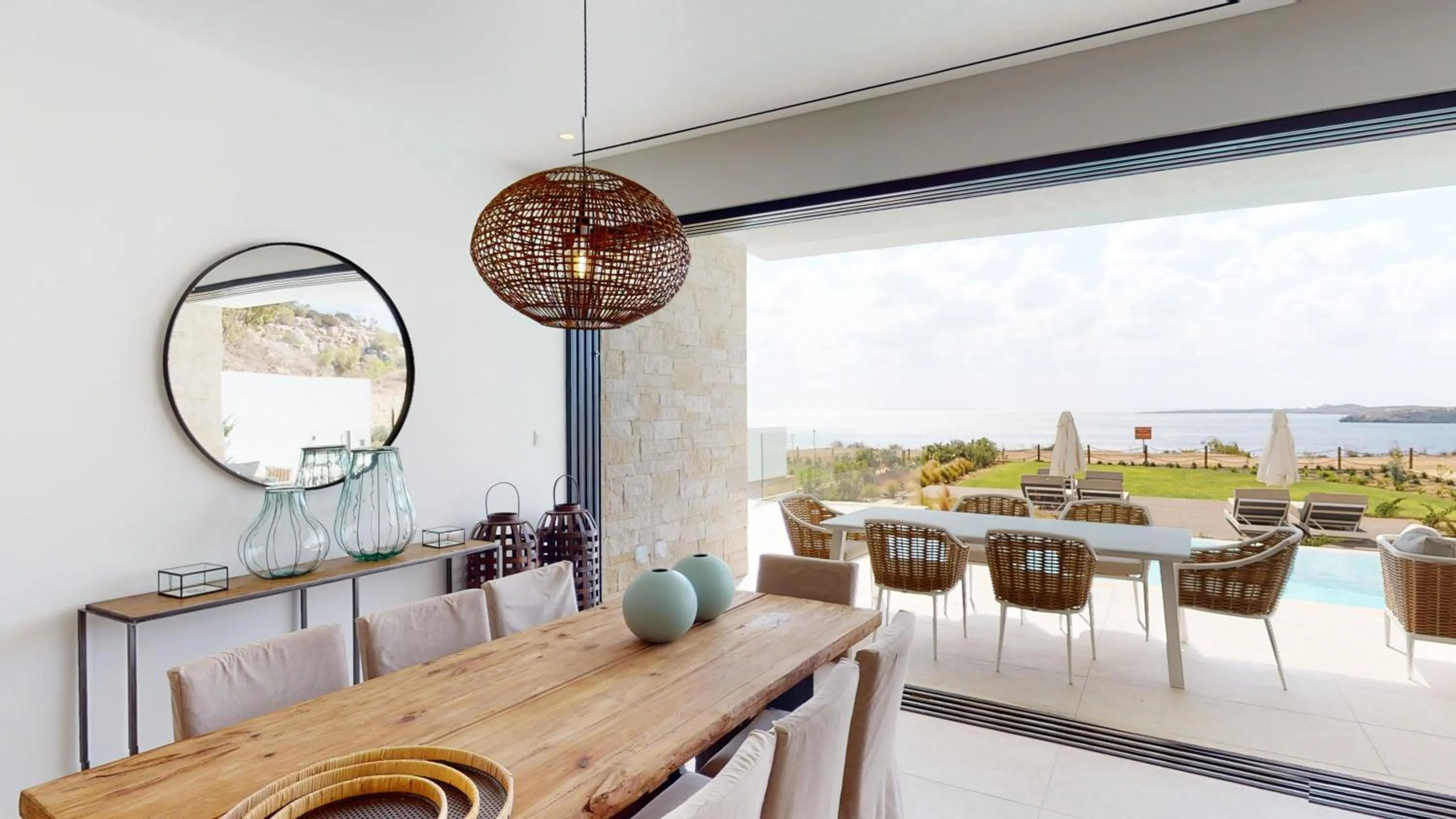 Dining area in Periyiali Konnos Villas Beach Resort