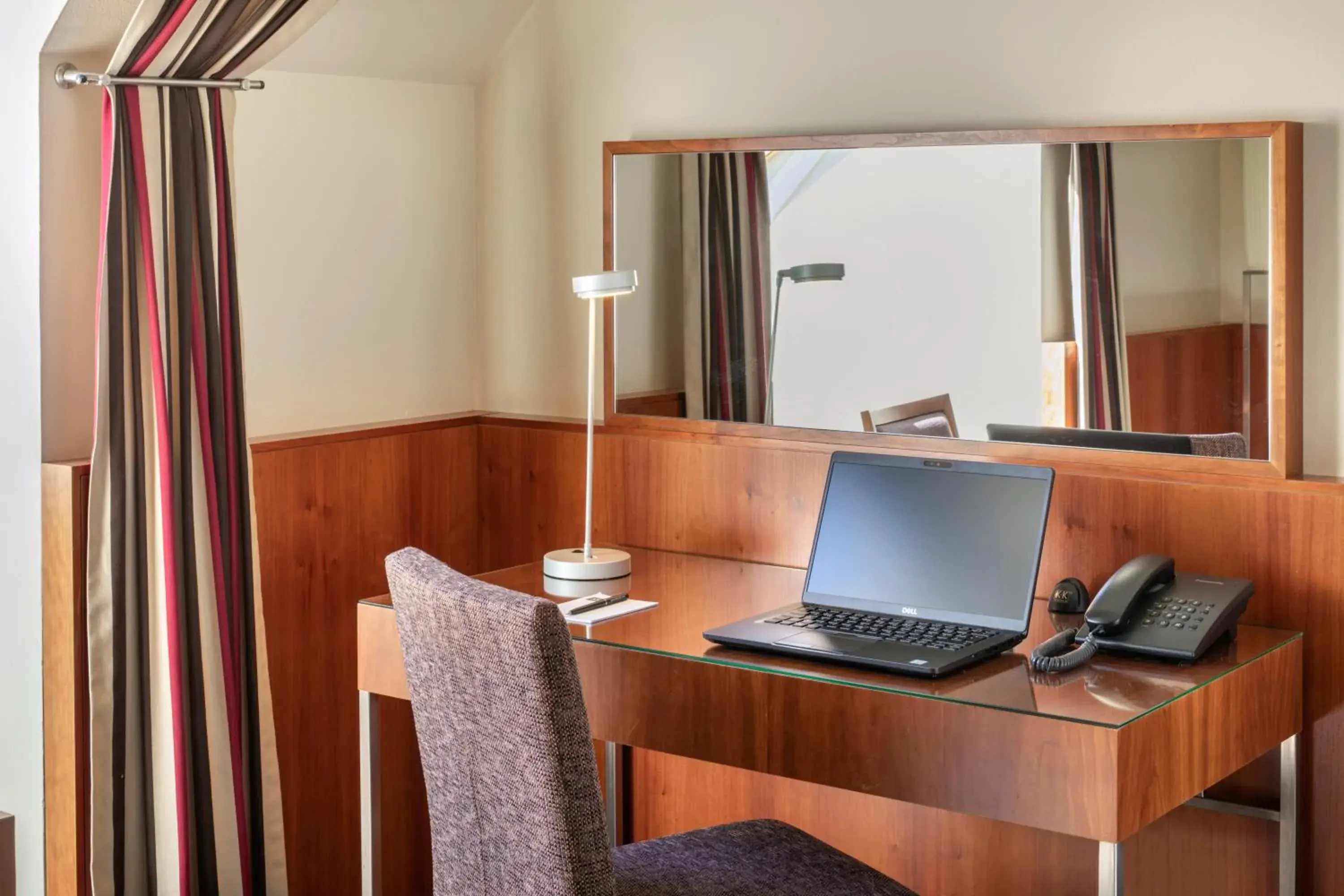 Cozy Urban - single occupancy in K+K Hotel Maria Theresia Cozy Urban - single occupancy in K+K Hotel Maria Theresia