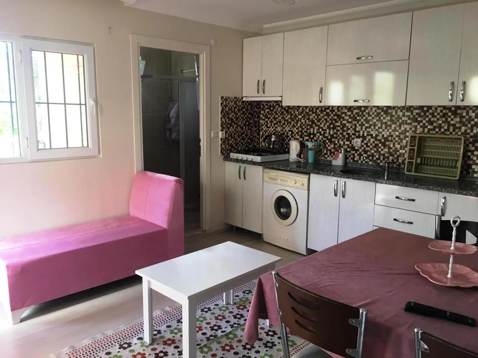 Kitchen or kitchenette in çileks apart otel