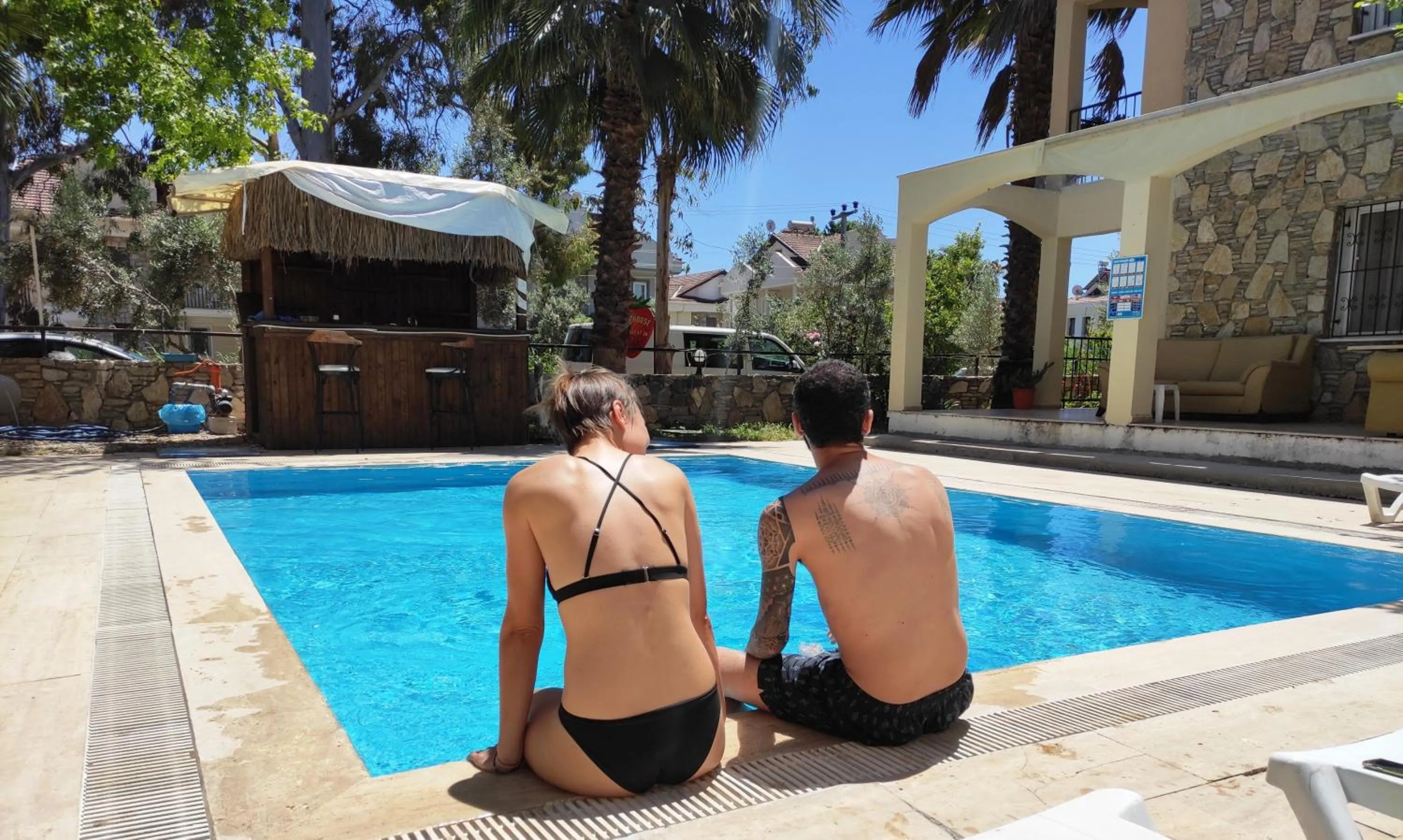 Property building in çileks apart otel