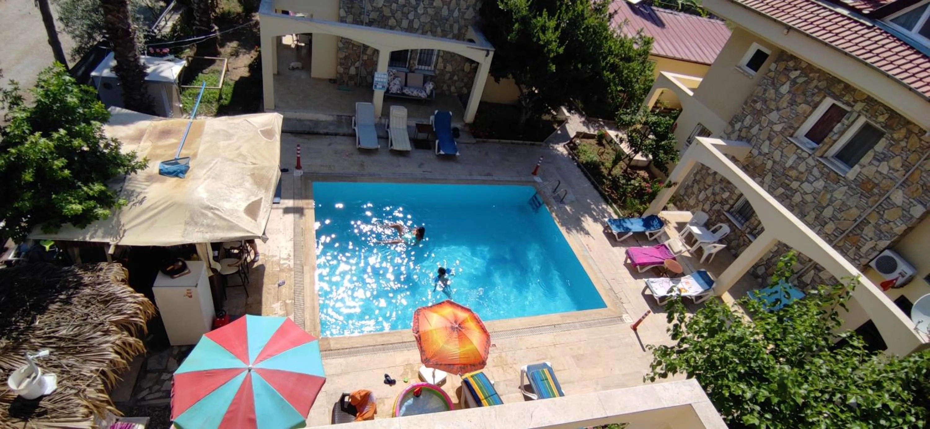 Property building in çileks apart otel