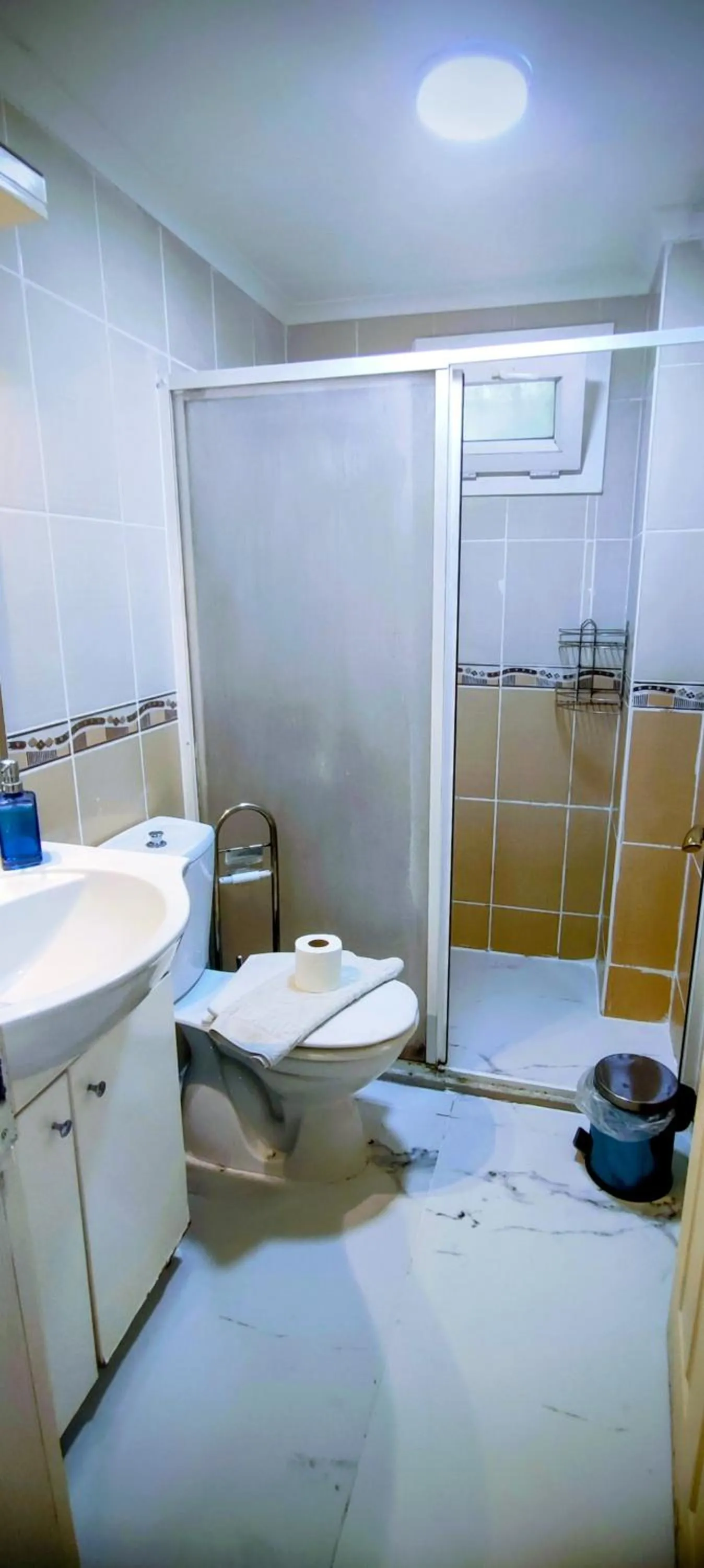 Shower in çileks apart otel