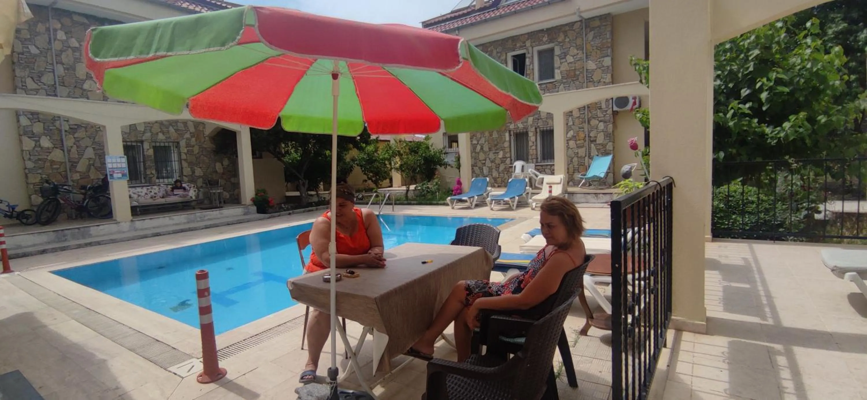 People in çileks apart otel