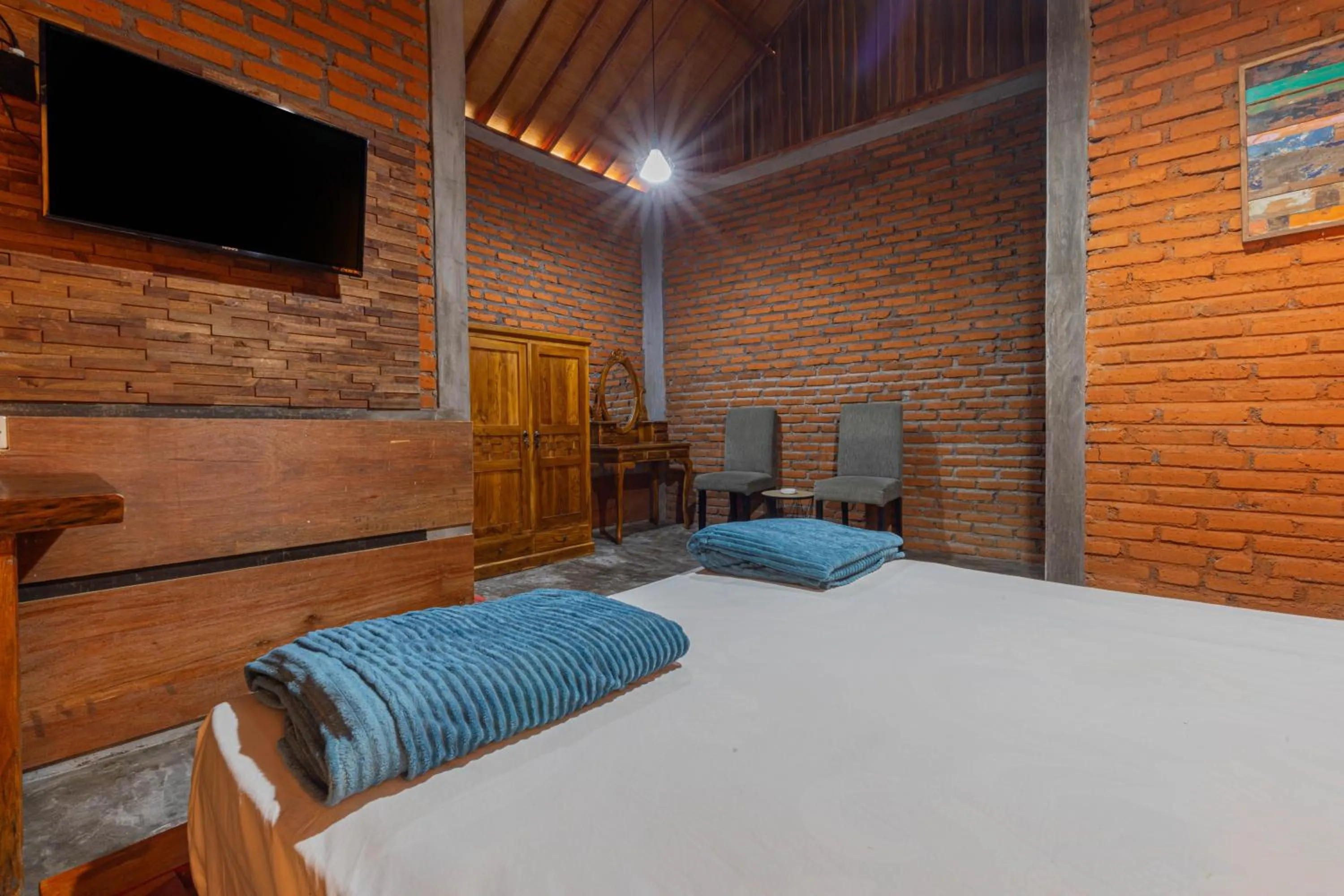Bed in Kubu Selat Villa and Glamping