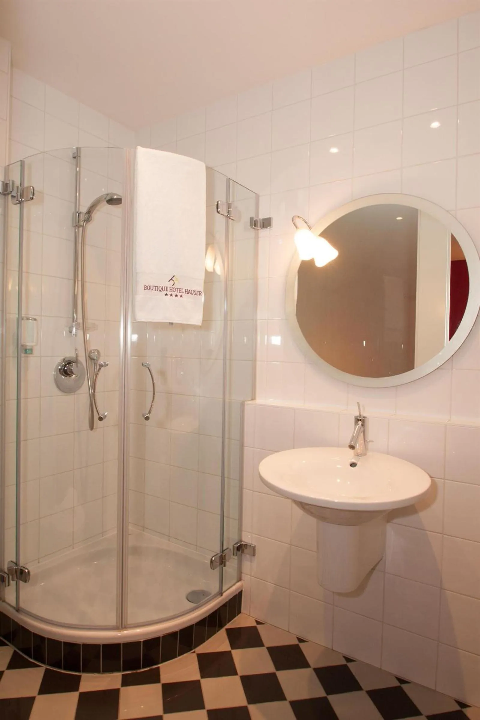 Shower in Boutique Hotel Hauser