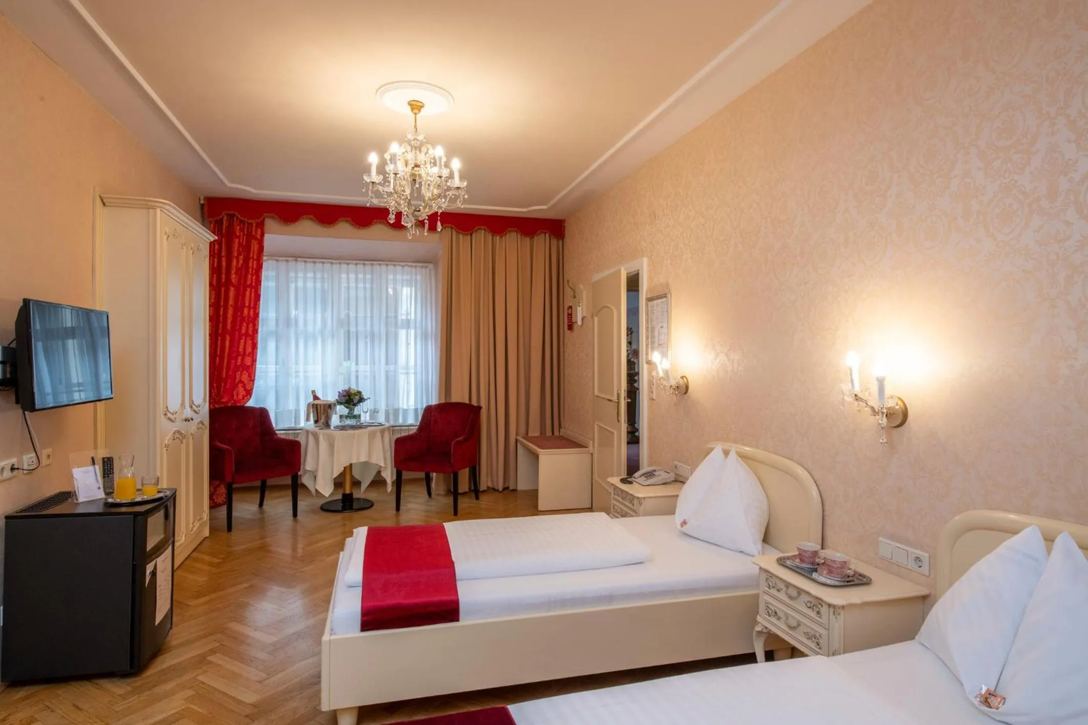 Bed in Pertschy Palais Hotel