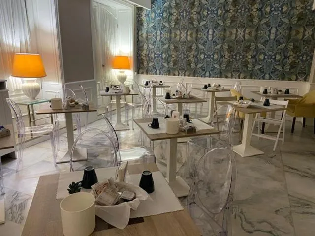 Breakfast in Hotel Bristol