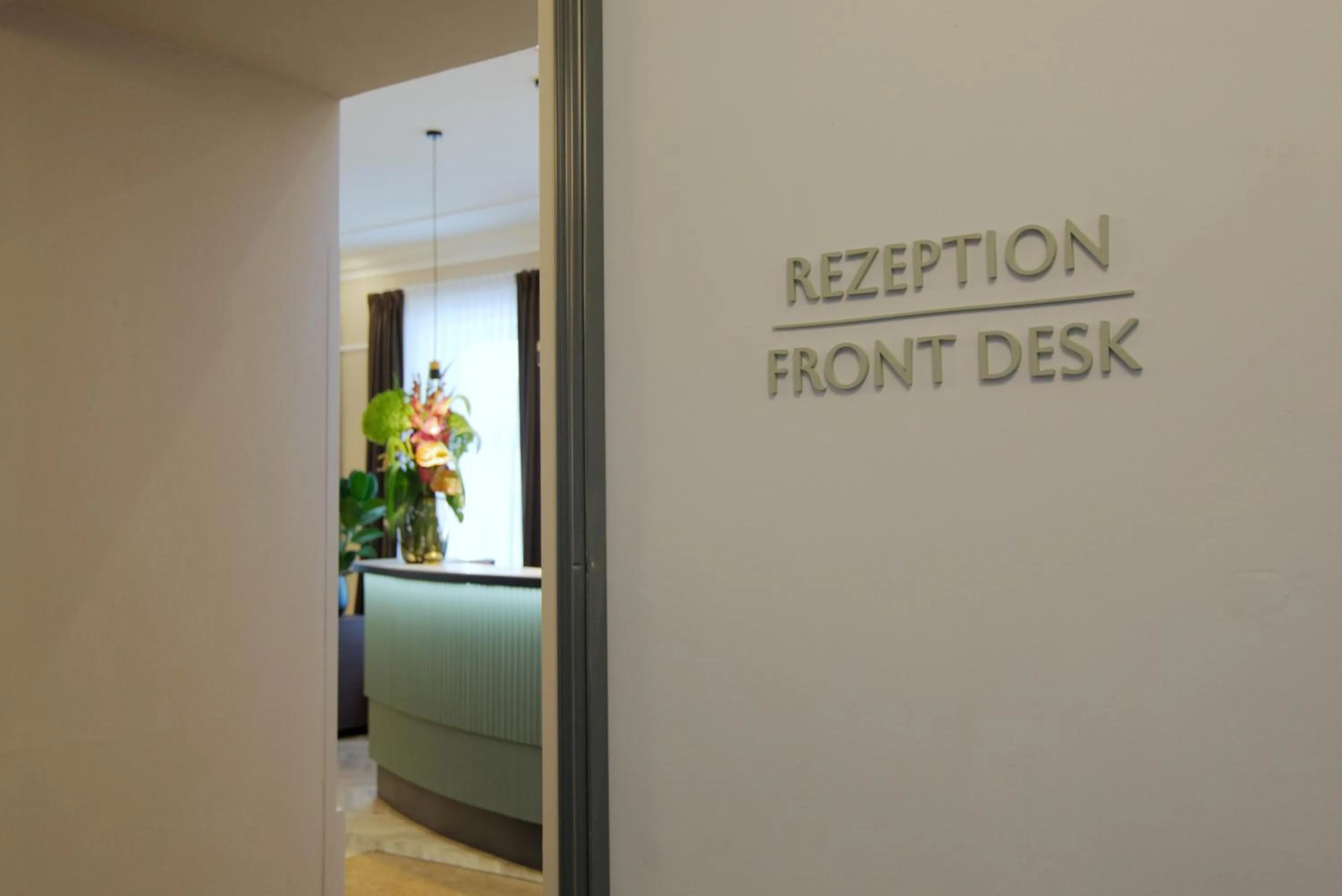 Lobby or reception in Drei Kronen Hotel Wien City