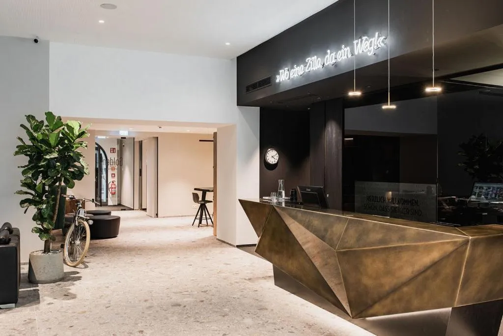 Lobby or reception in Stadthotel Goldenes Schiff