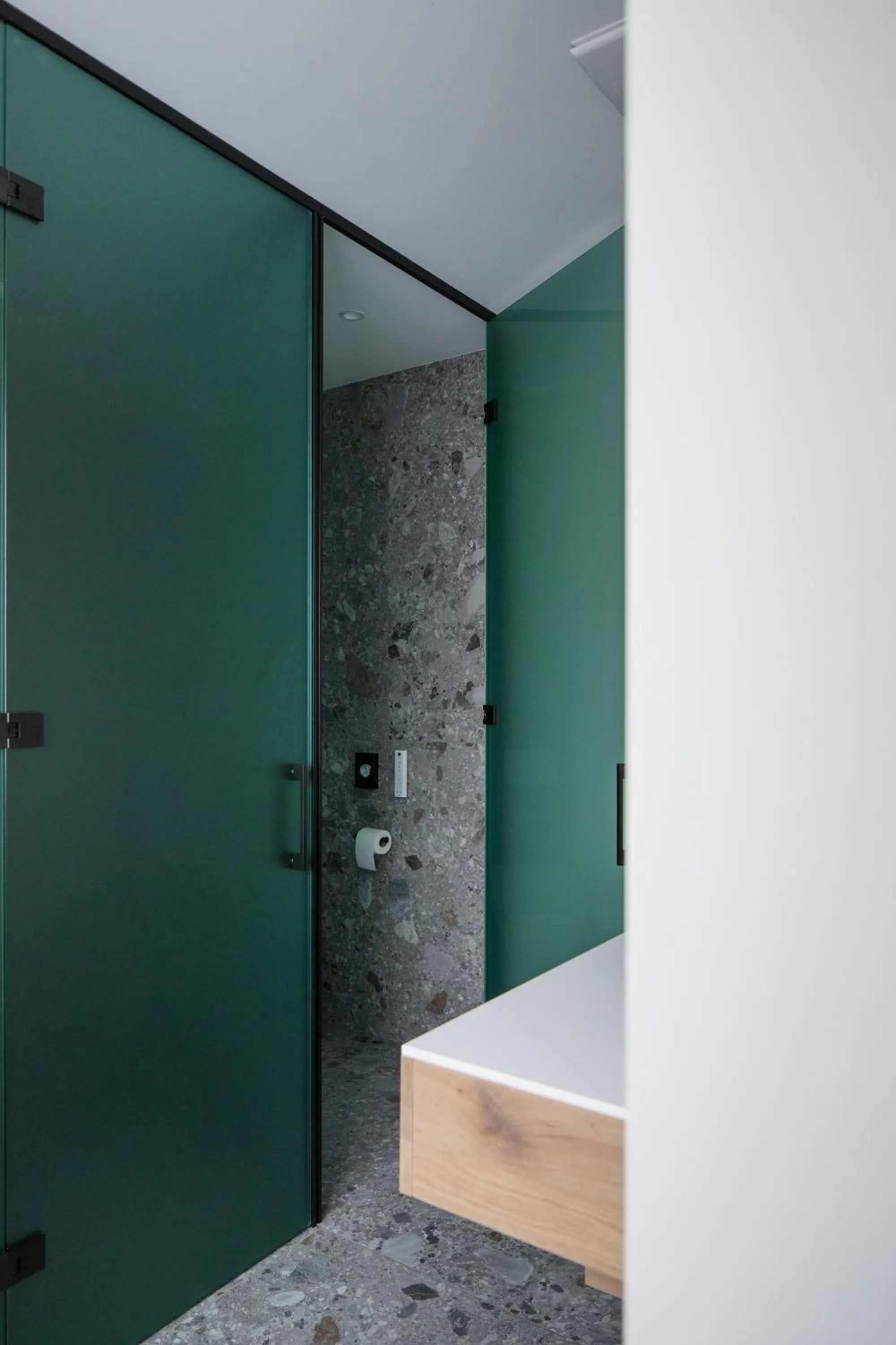 Bathroom in Stadthotel Goldenes Schiff