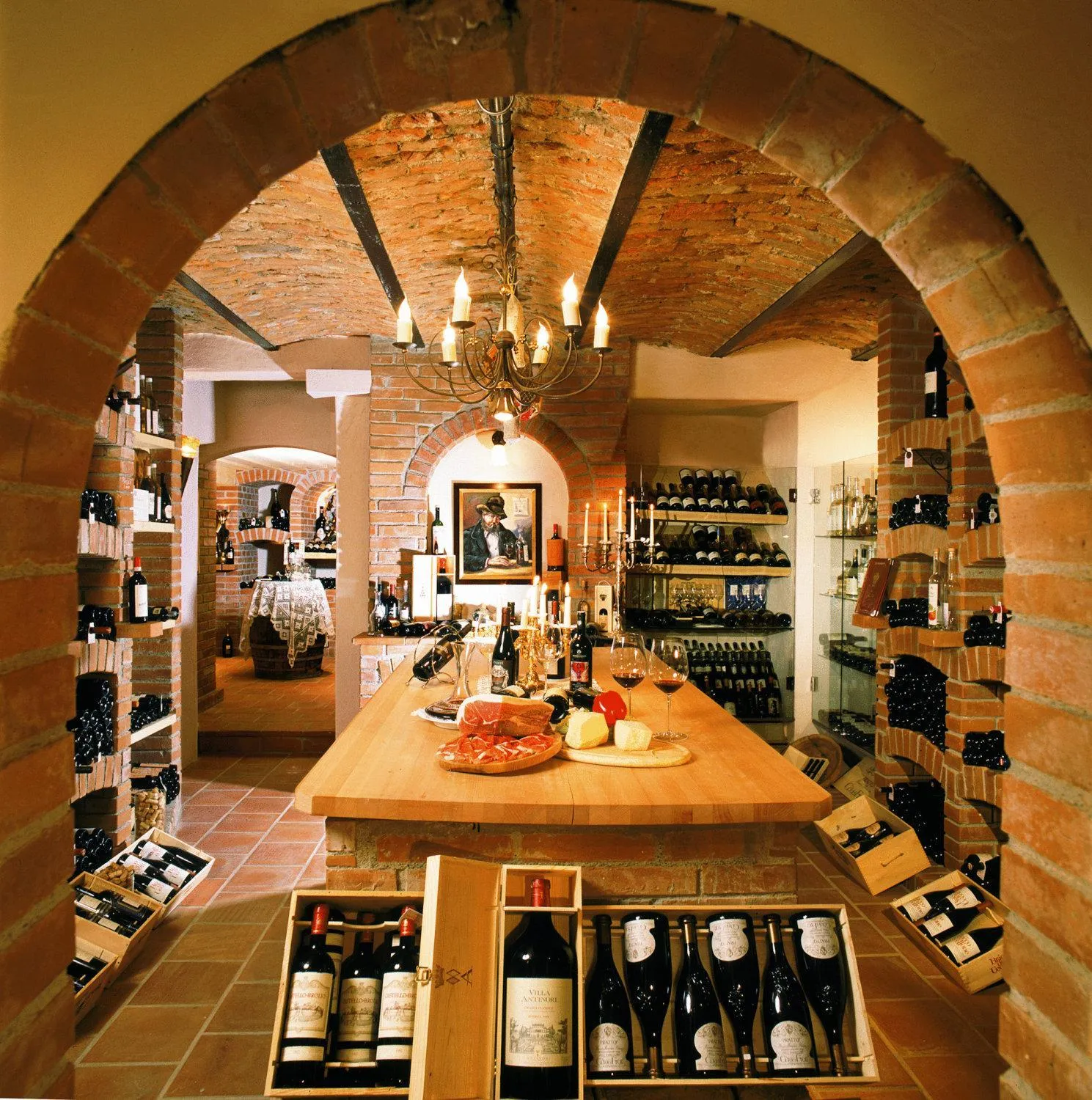 Food and drinks in Hotel Neue Post I self check-in