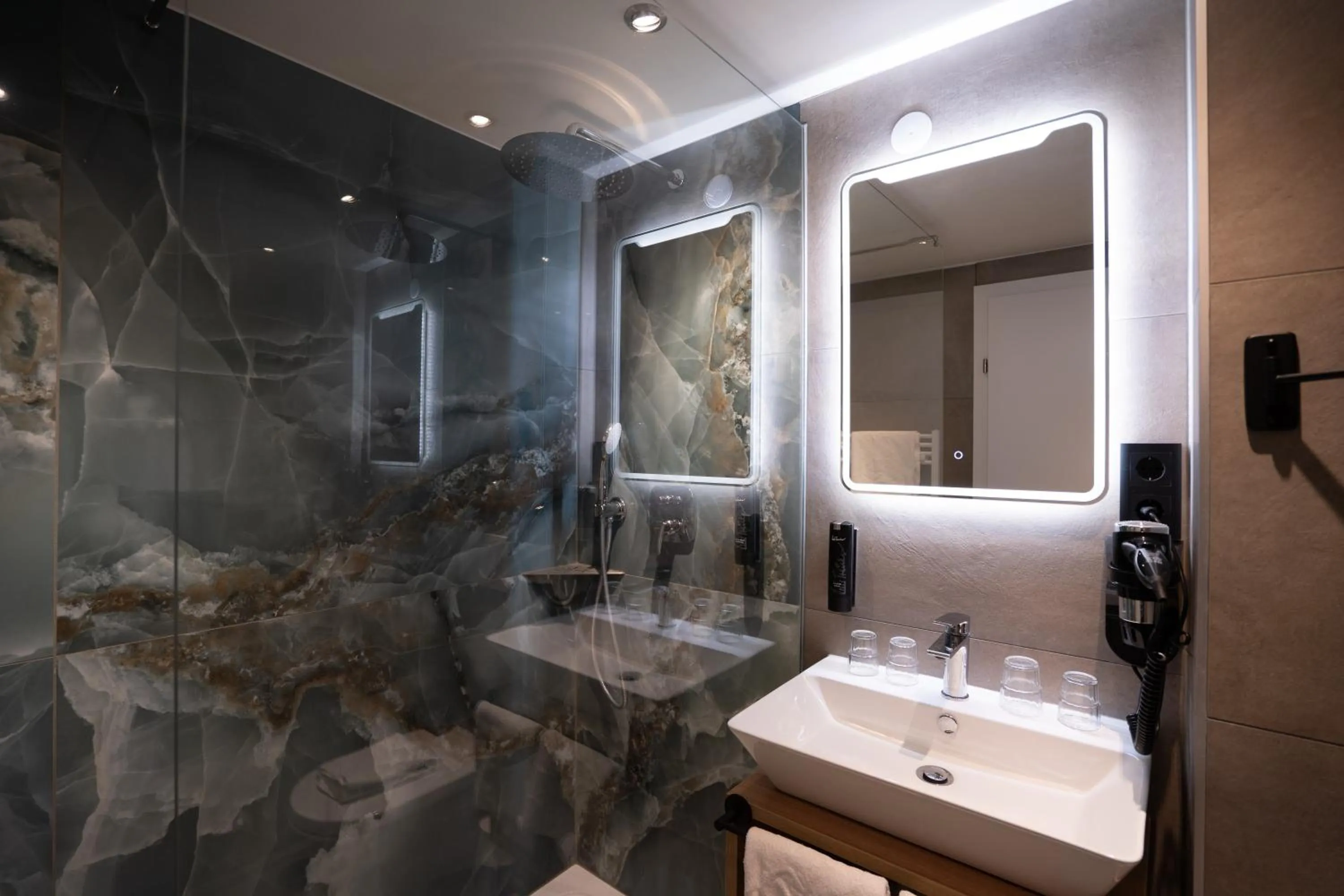 Shower in Altstadthotel Kasererbräu