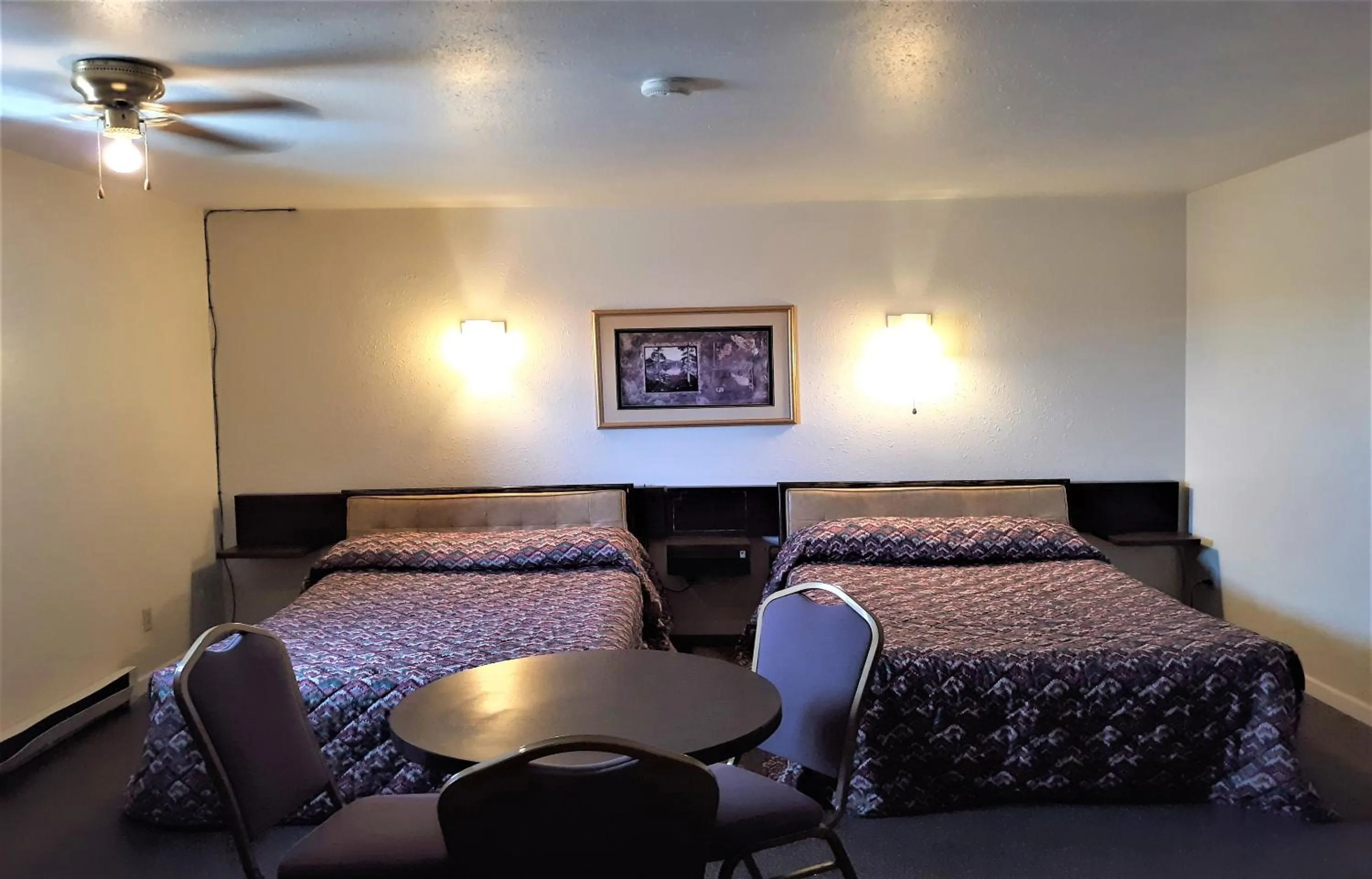 Bedroom, Bed in OYO Hotel Cheyenne Wells - US 40