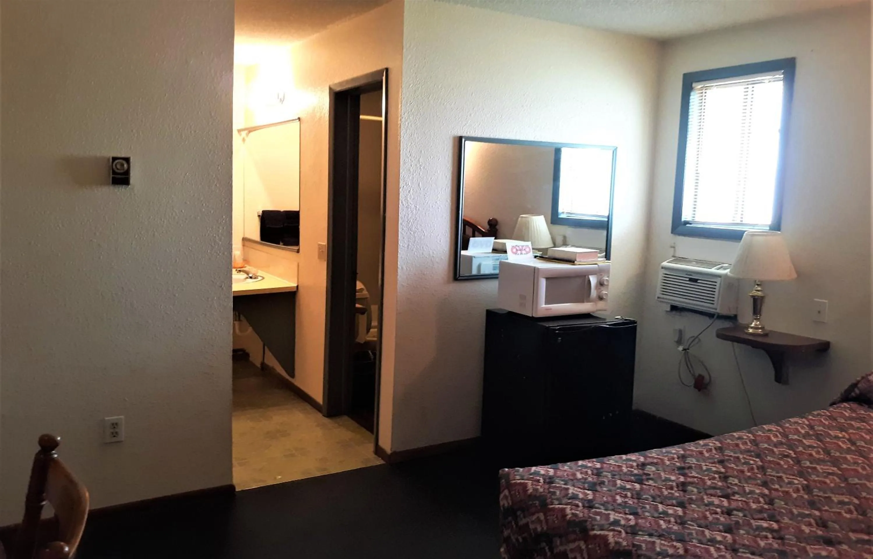 Bedroom, Bed in OYO Hotel Cheyenne Wells - US 40