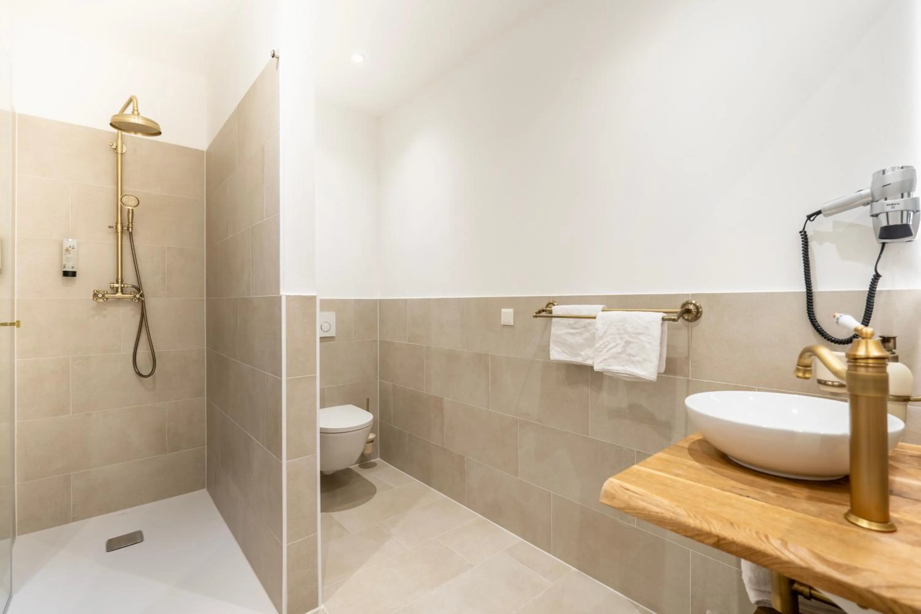 Bathroom in Aviano Boutique Hotel