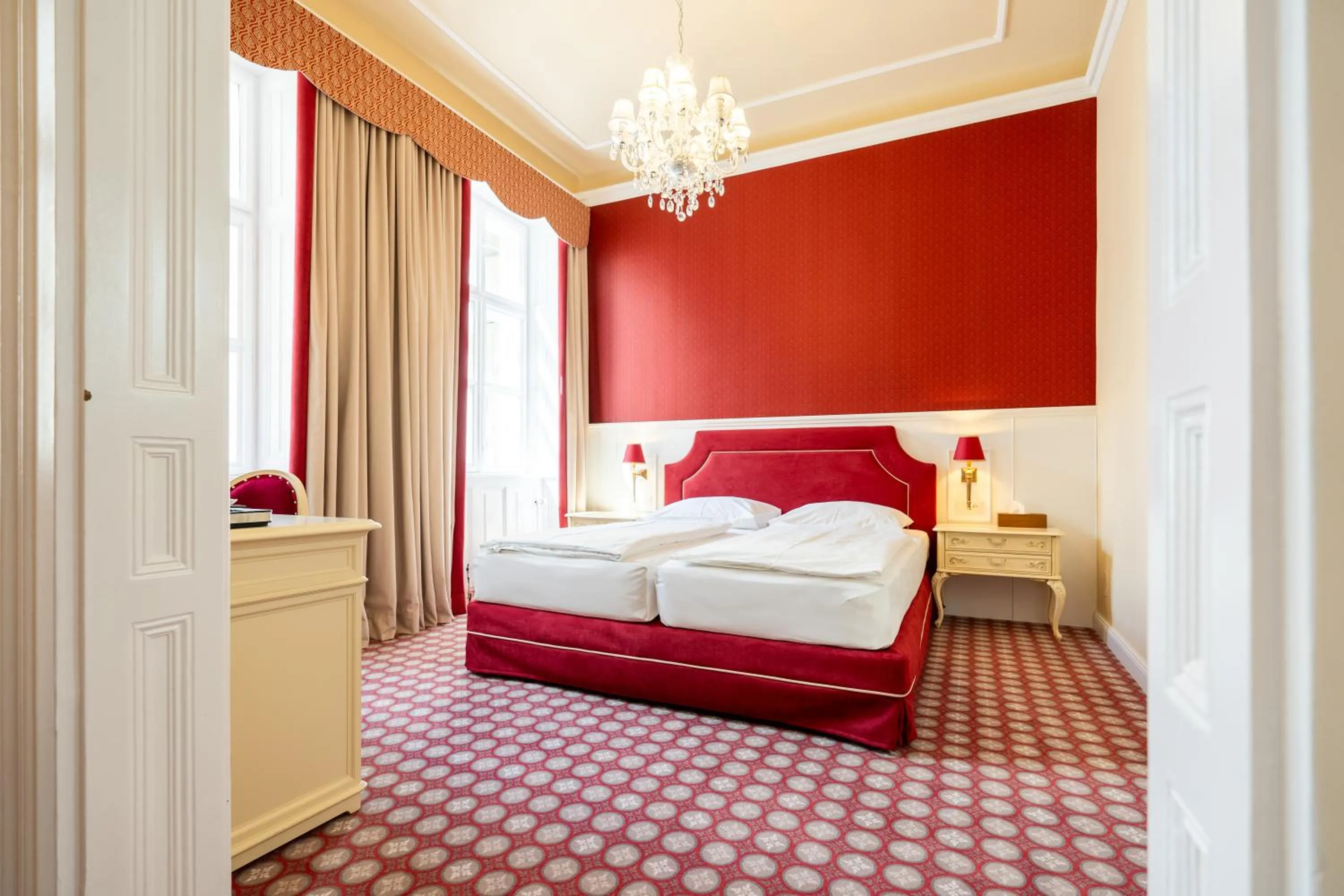 Bed in Aviano Boutique Hotel