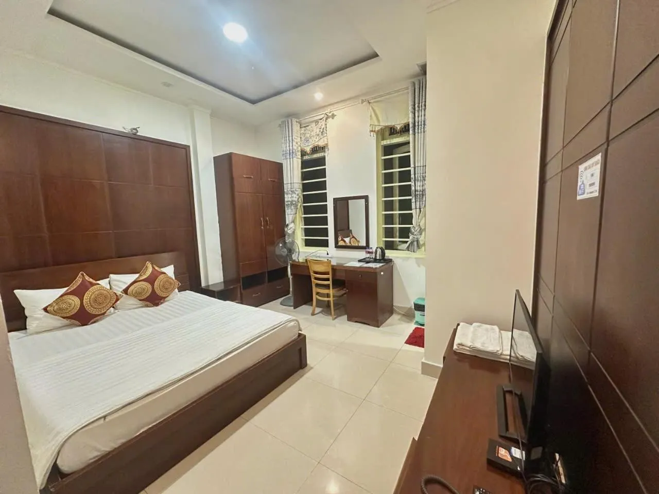 Photo of the whole room, Bed in Hoàng Anh hotel
