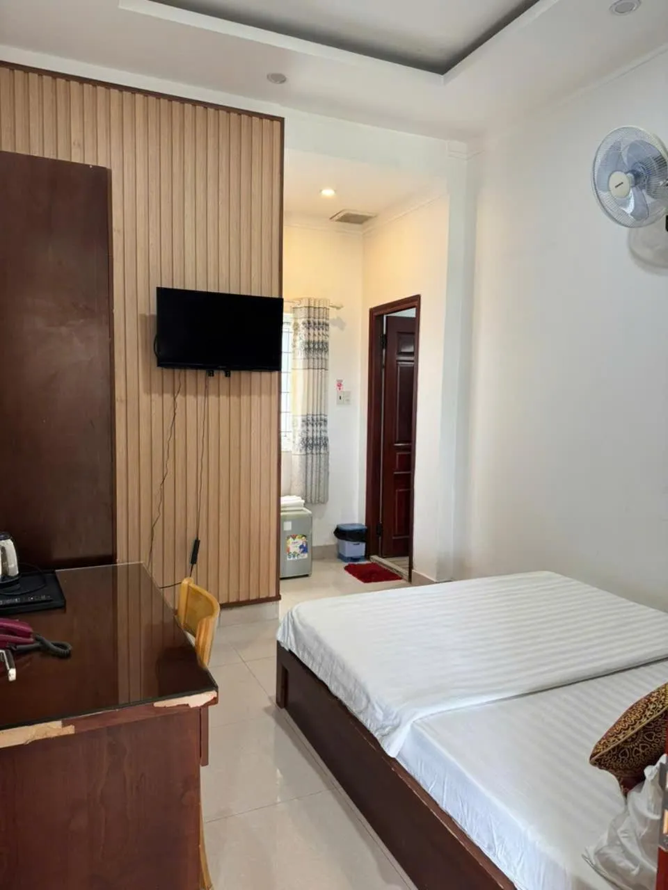 Photo of the whole room, Bed in Hoàng Anh hotel