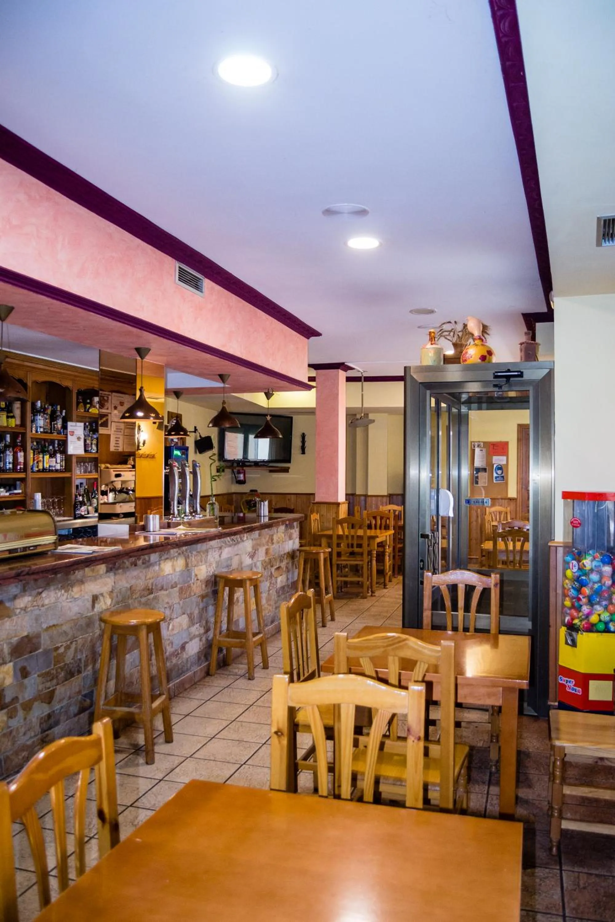 El Roble Hotel Restaurante