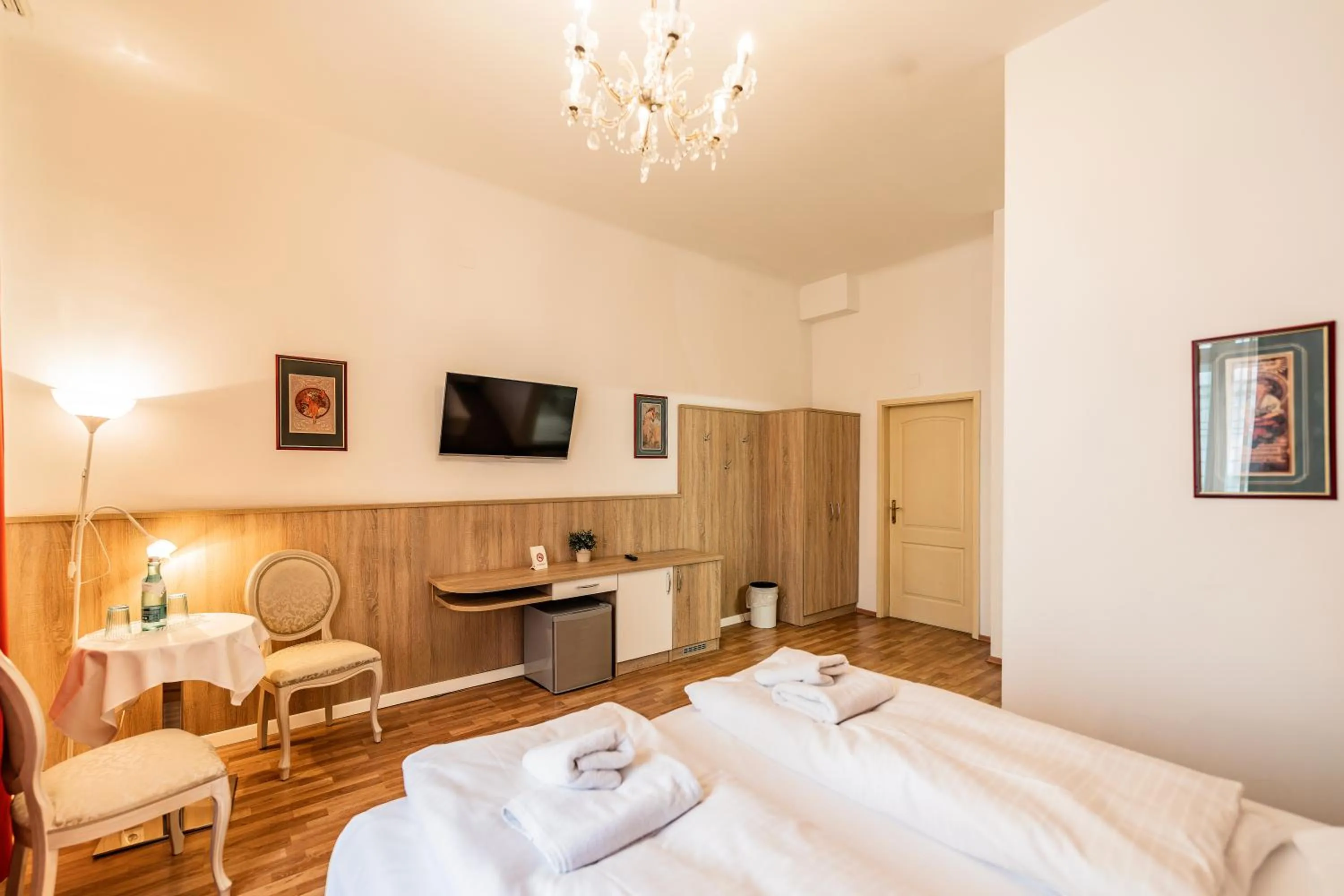 Bed in Hotel Pension Baronesse