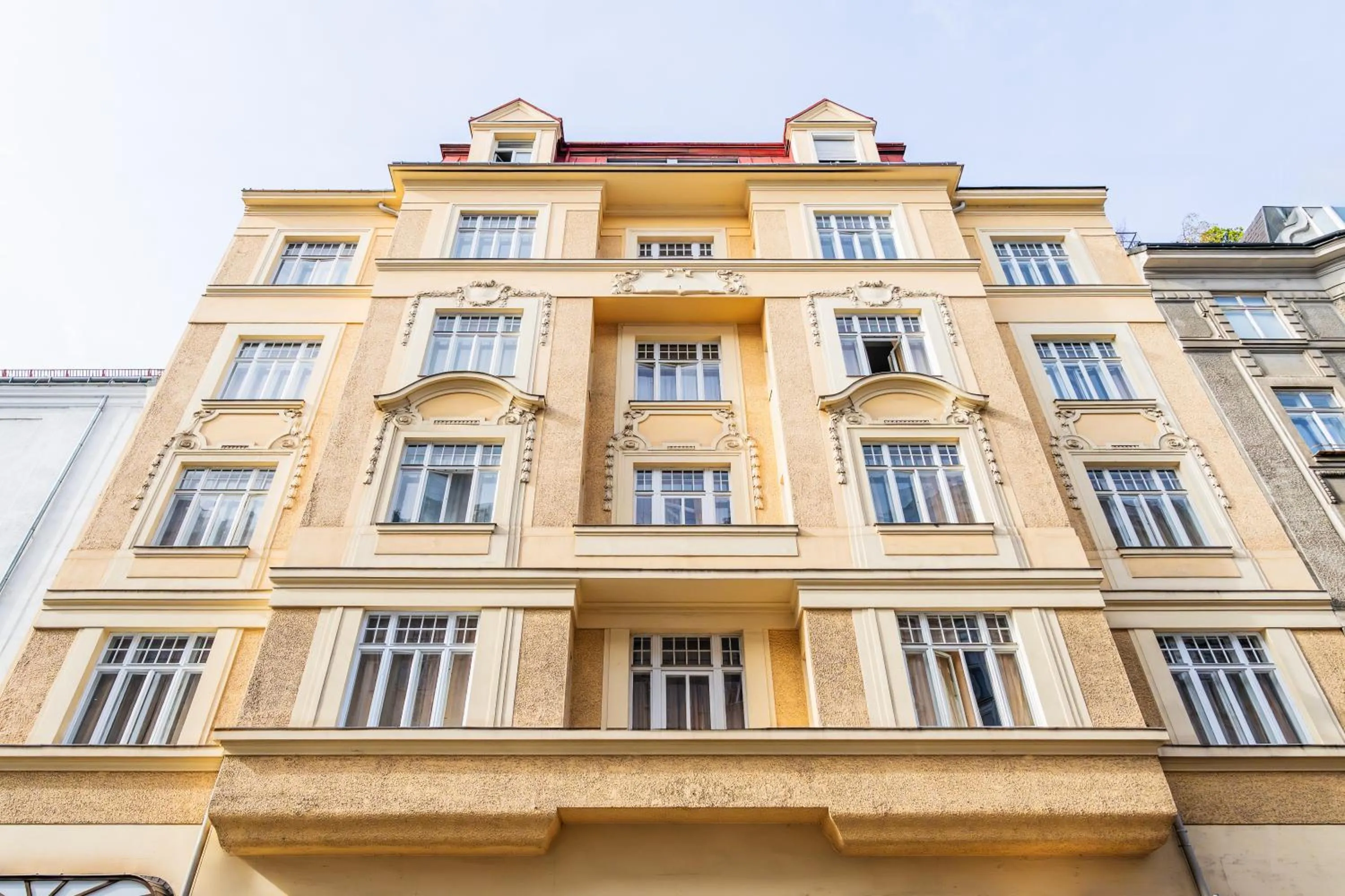 Property building in Hotel Pension Baronesse