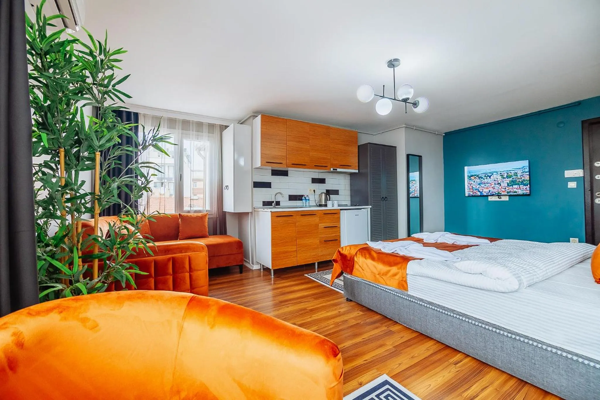 Photo of the whole room, Bed in Taksim Wonder Suites