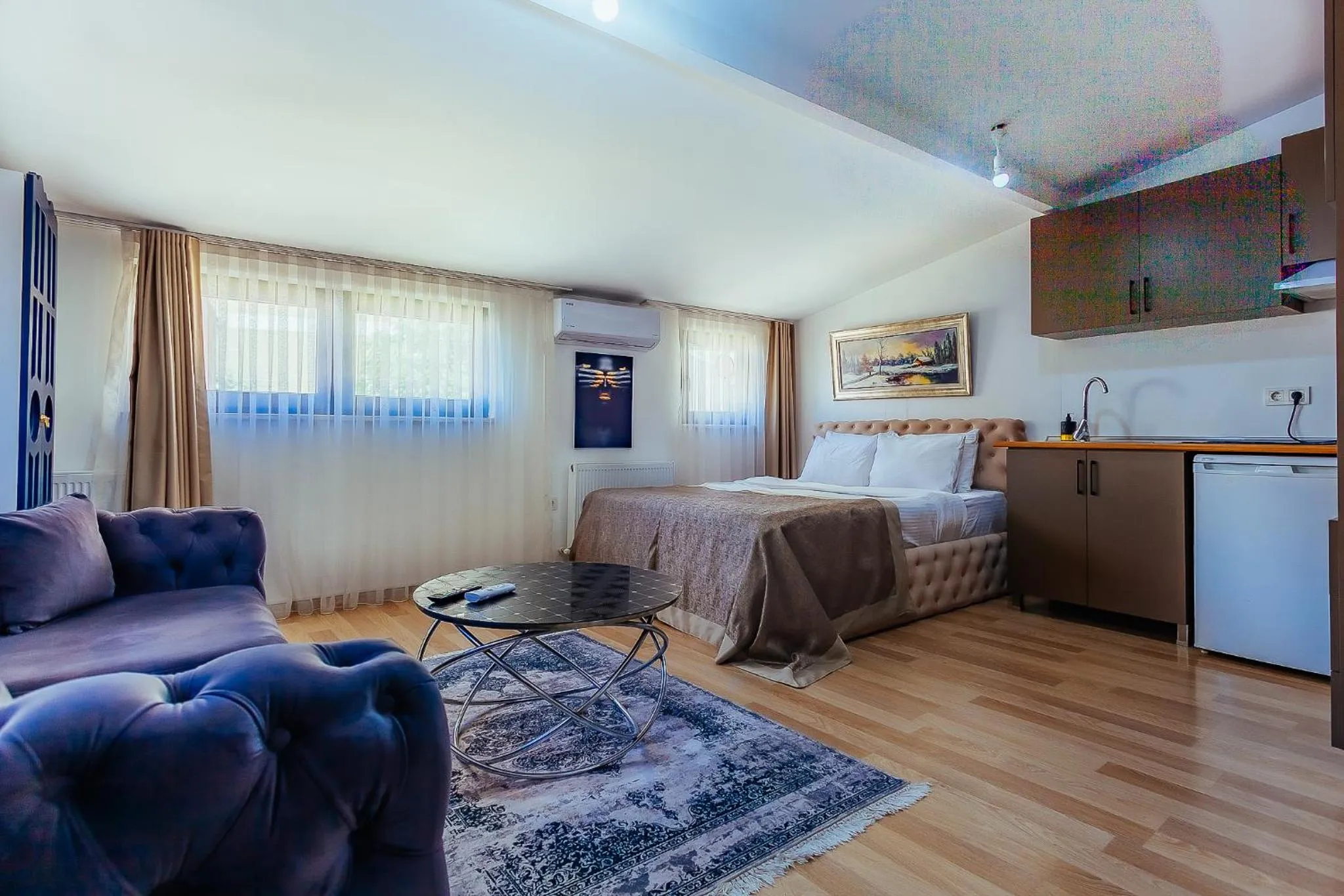 Bed in Taksim Wonder Suites