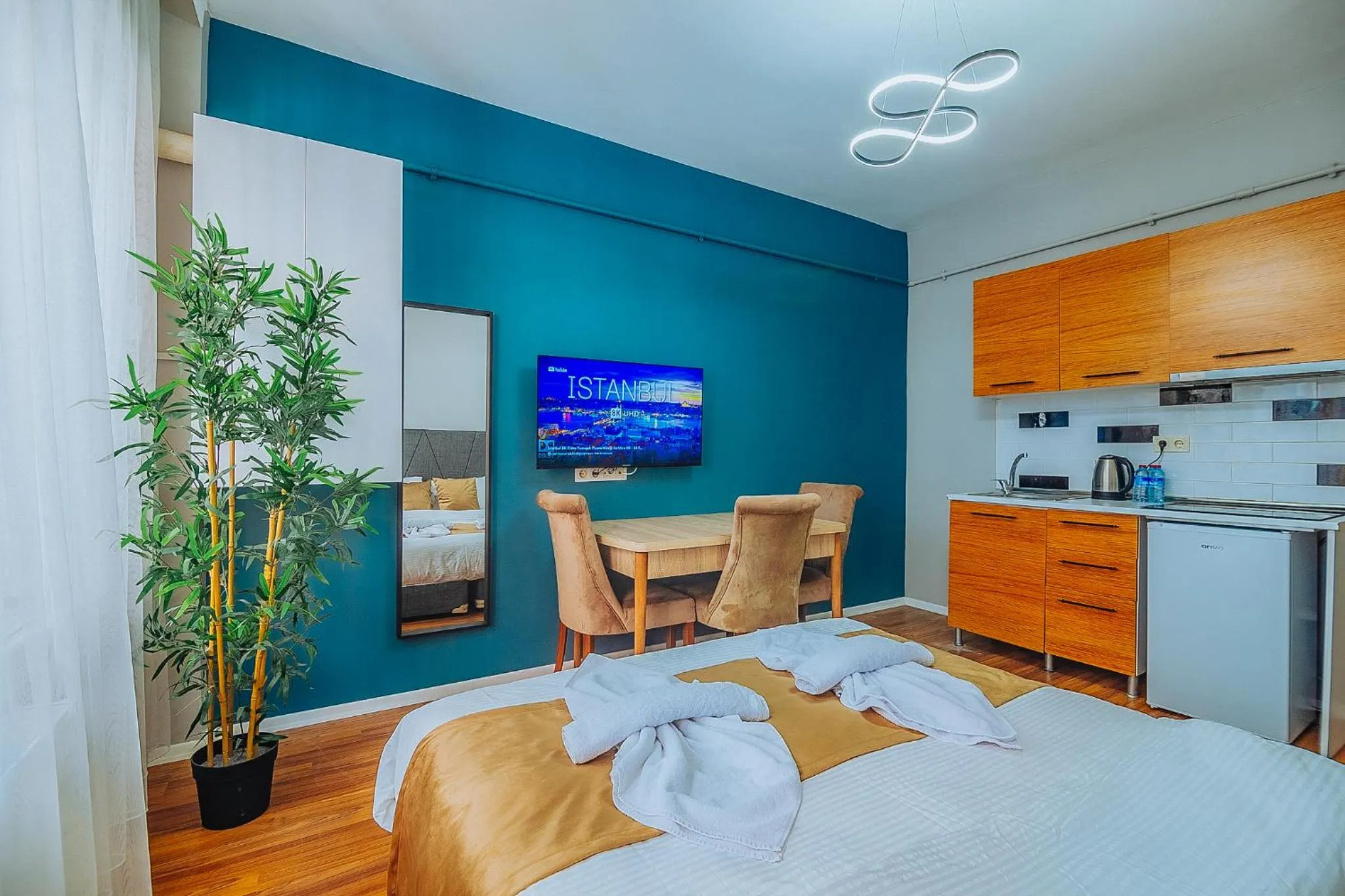 TV and multimedia, Bed in Taksim Wonder Suites