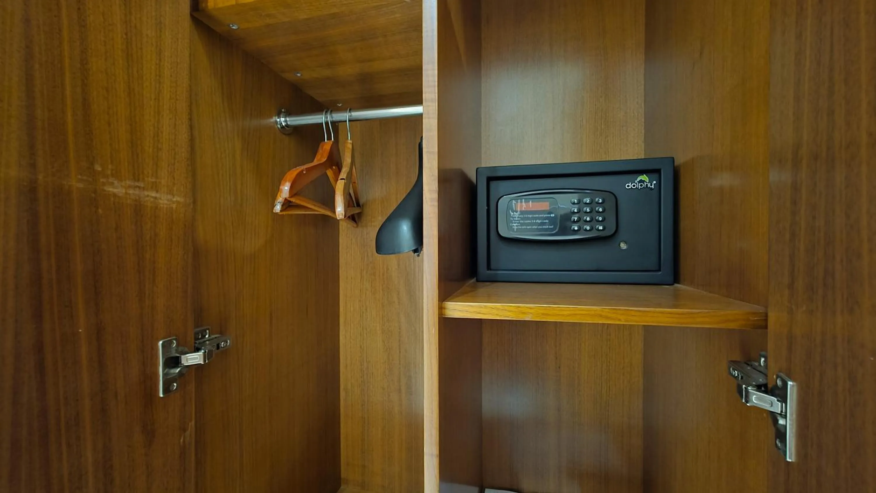 locker in Morvee Hotels Durgapur