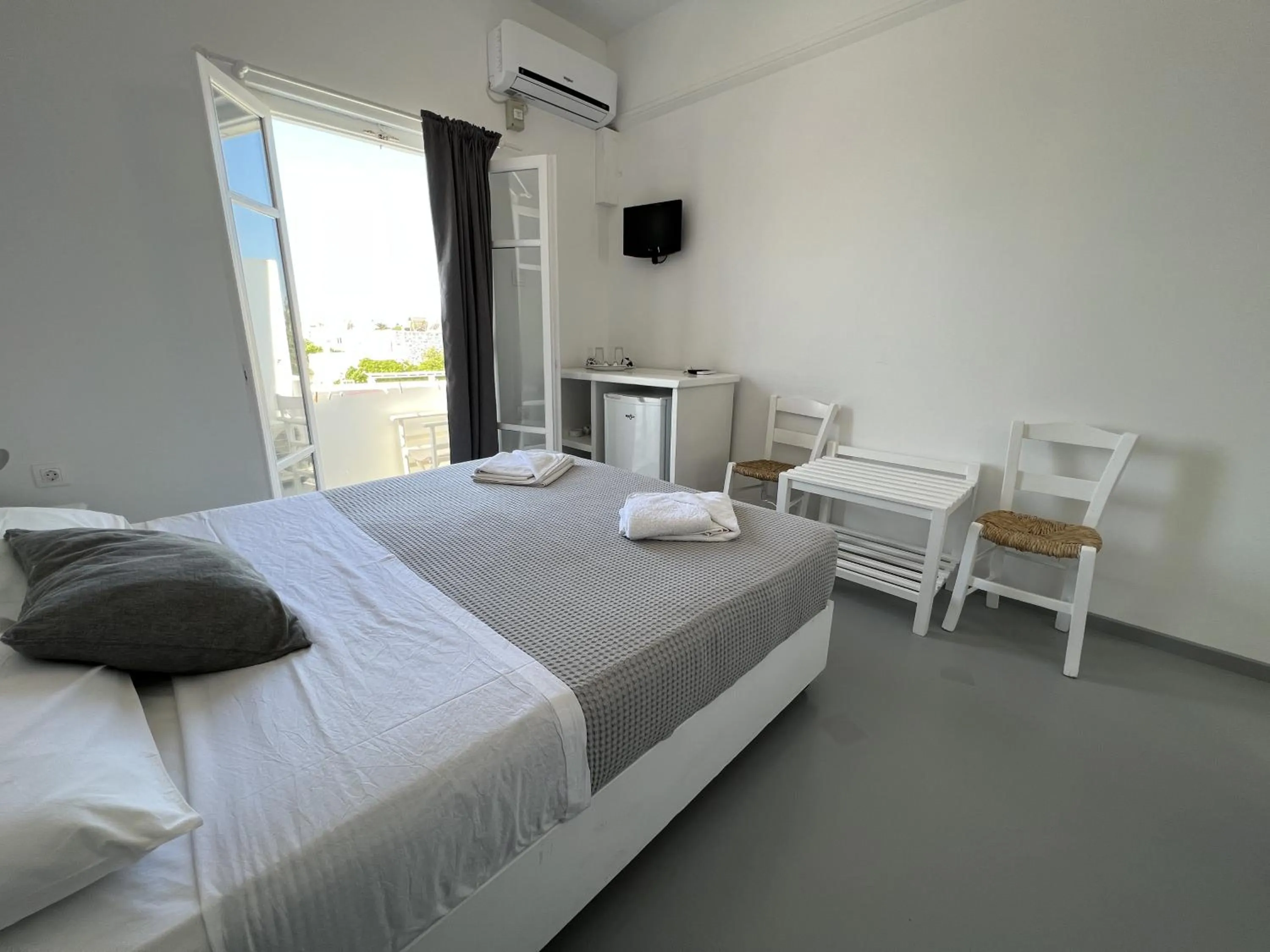 Bed in Hotel Anezina