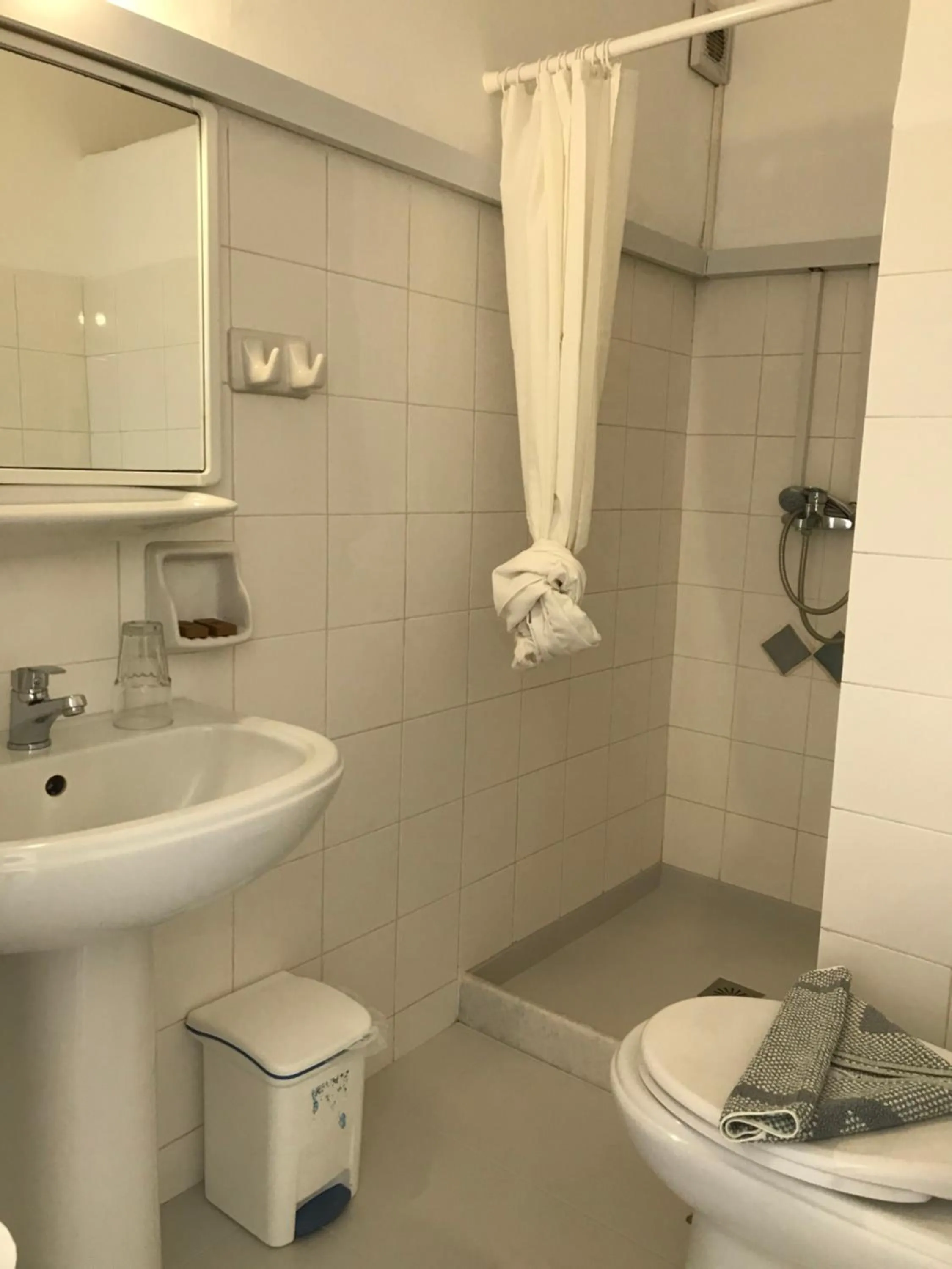 Bathroom in Hotel Anezina