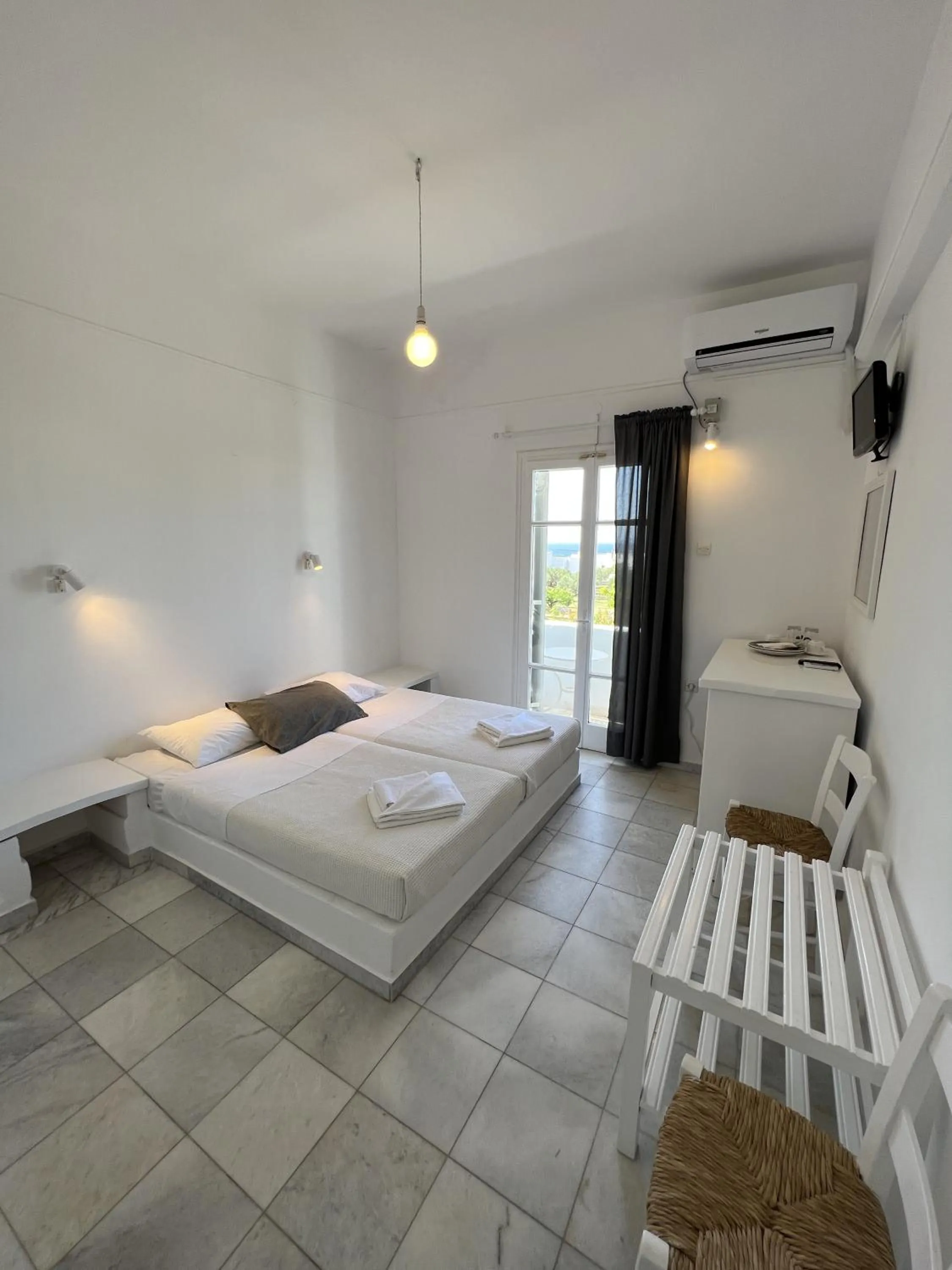 Bed in Hotel Anezina