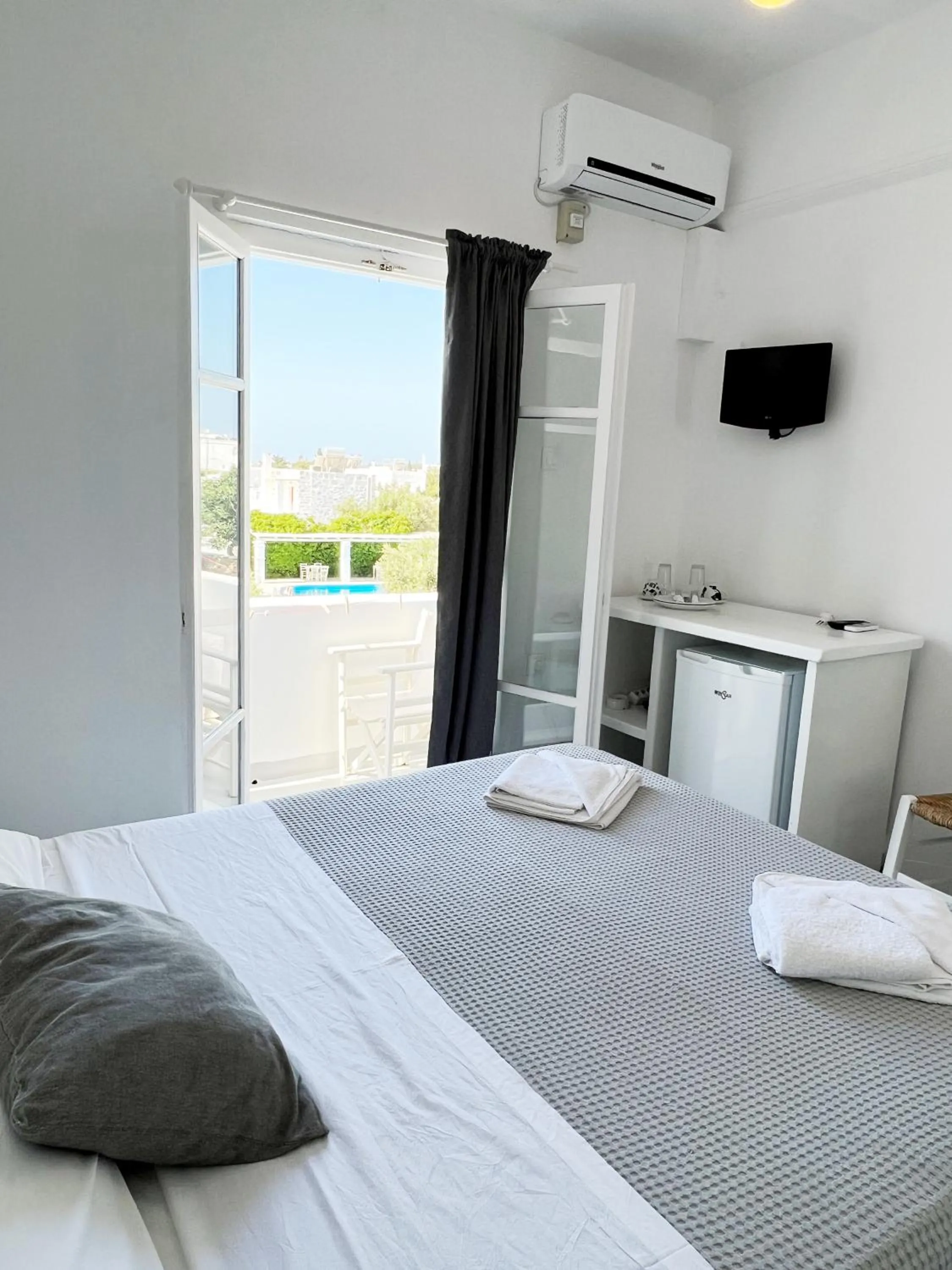 Bed in Hotel Anezina