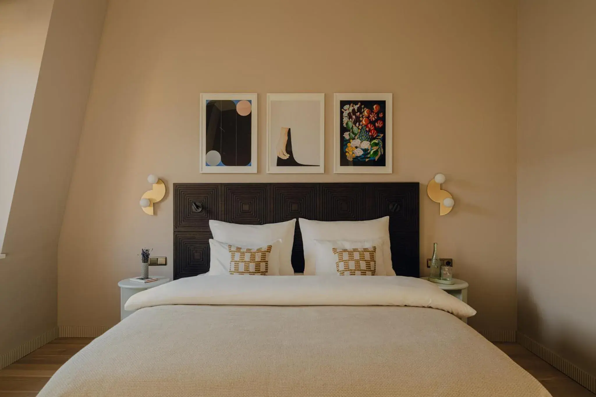 Superior Double Room in Design Hotel zum Hirschen Salzburg Superior Double Room in Design Hotel zum Hirschen Salzburg