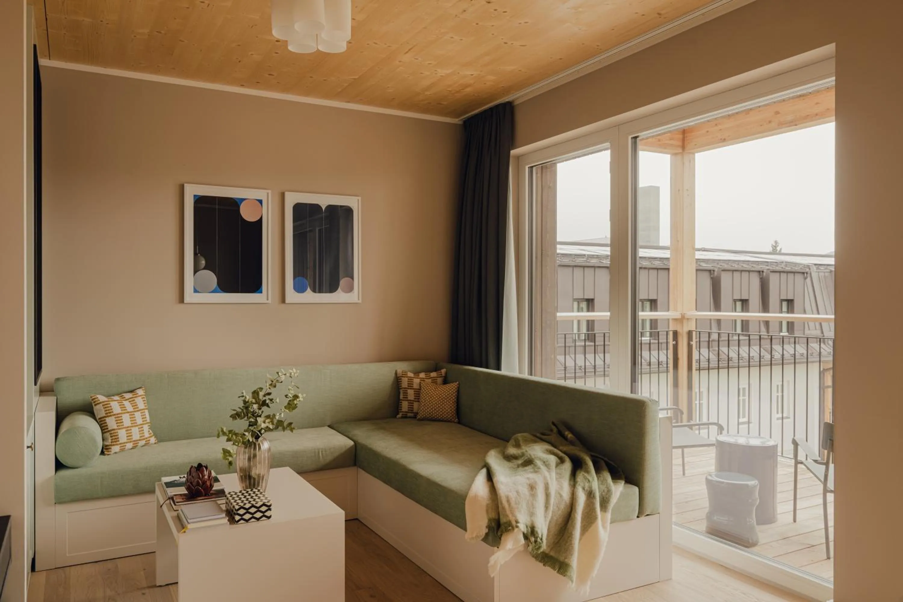 Two-Bedroom Superior Apartment with Balcony in Design Hotel zum Hirschen Salzburg